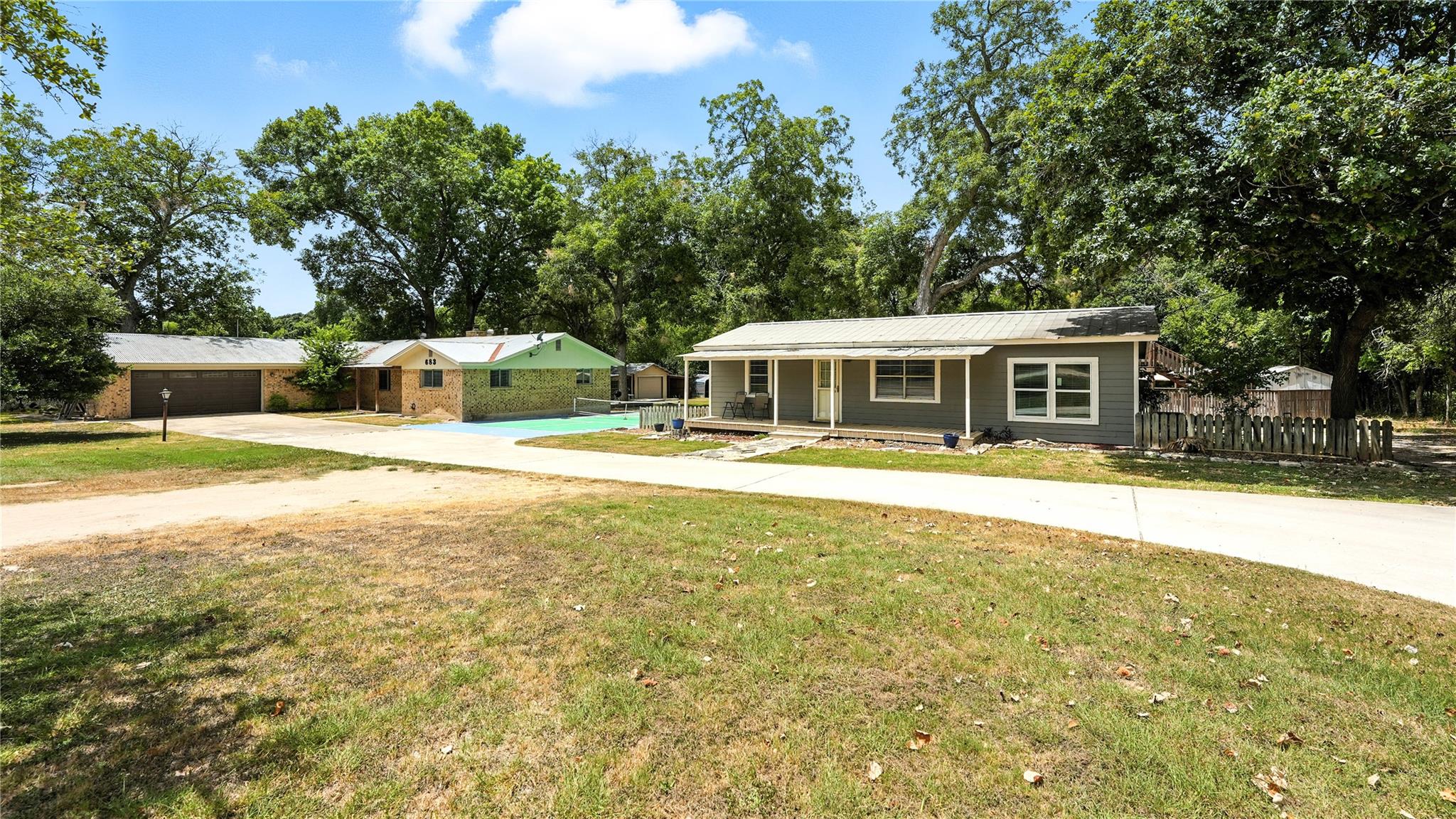 683 & 695 Albert St, New Braunfels, TX 78130