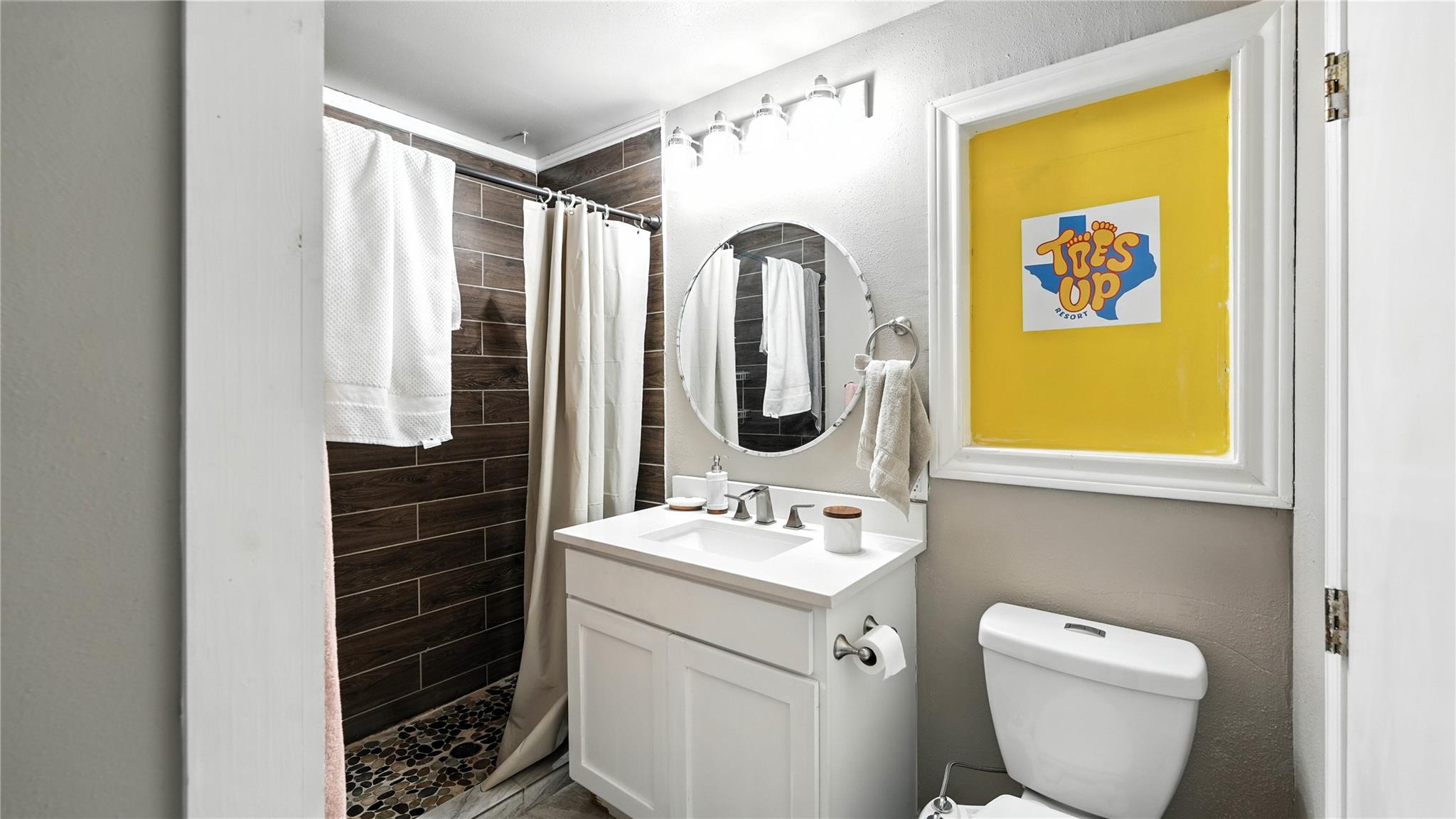 683 & 695 Albert St, New Braunfels, TX 78130