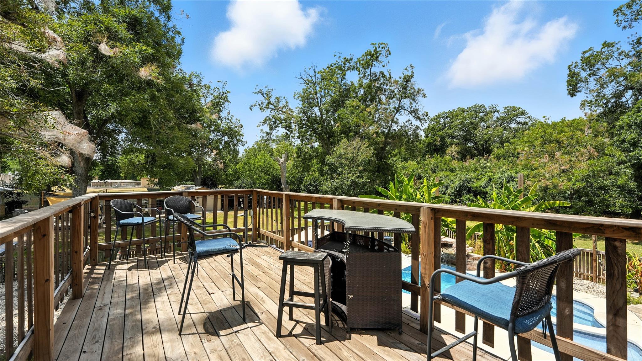 683 & 695 Albert St, New Braunfels, TX 78130