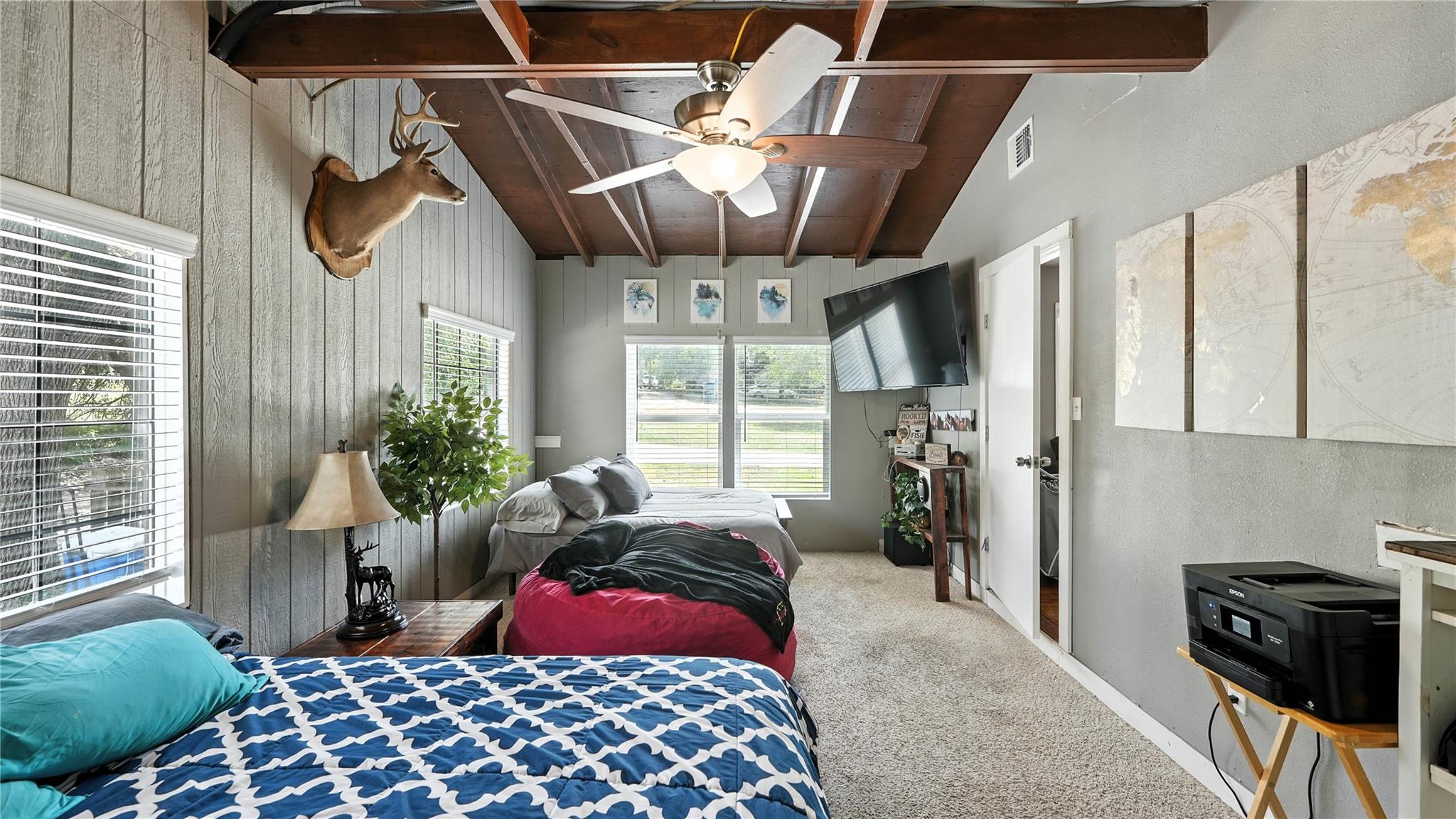 683 & 695 Albert St, New Braunfels, TX 78130