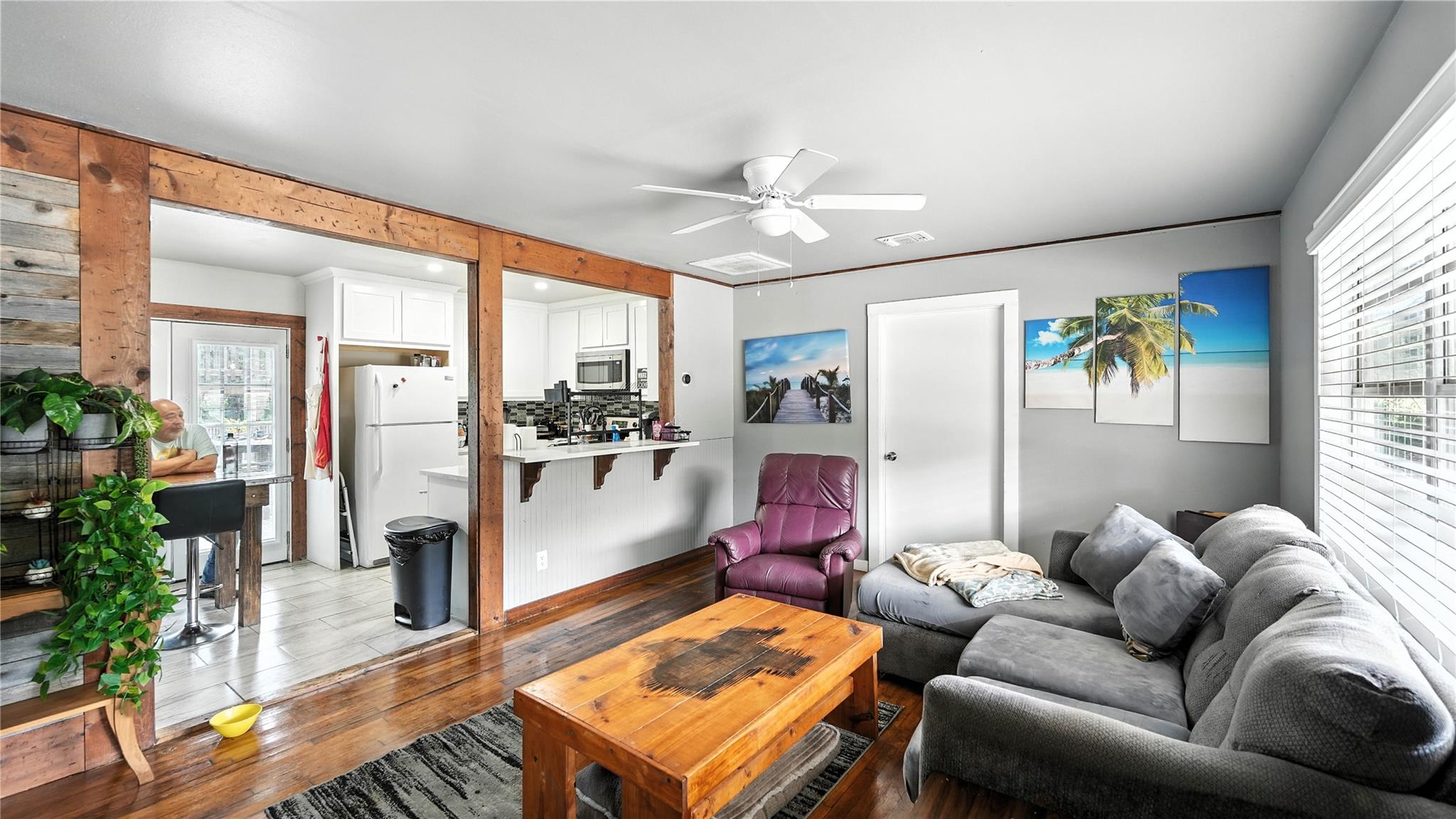 683 & 695 Albert St, New Braunfels, TX 78130