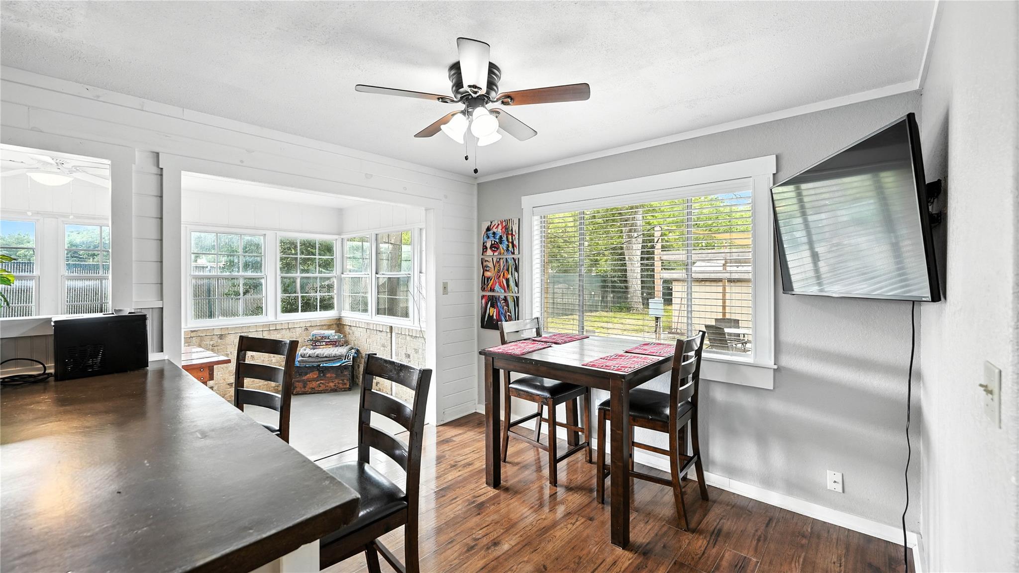 683 & 695 Albert St, New Braunfels, TX 78130