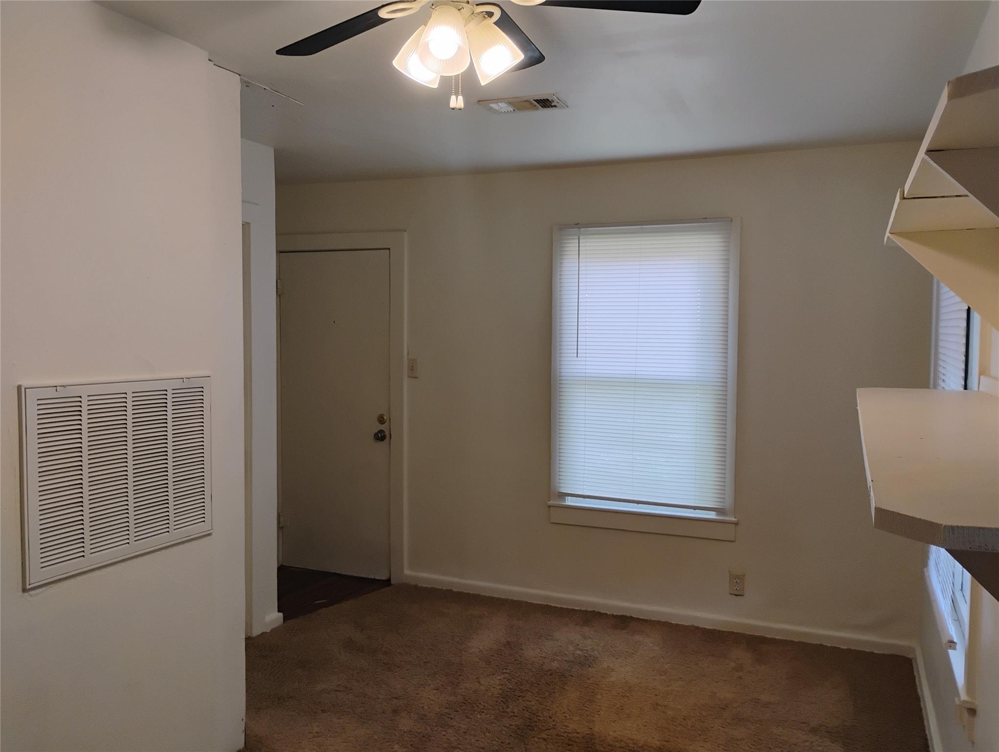 545 Lindsey St, San Marcos, TX 78666