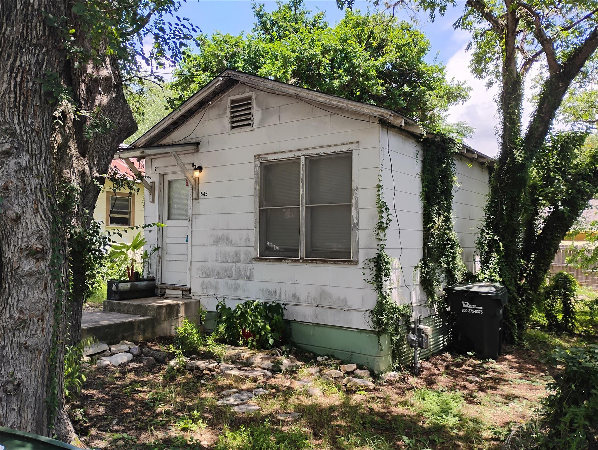 545 Lindsey St, San Marcos, TX 78666