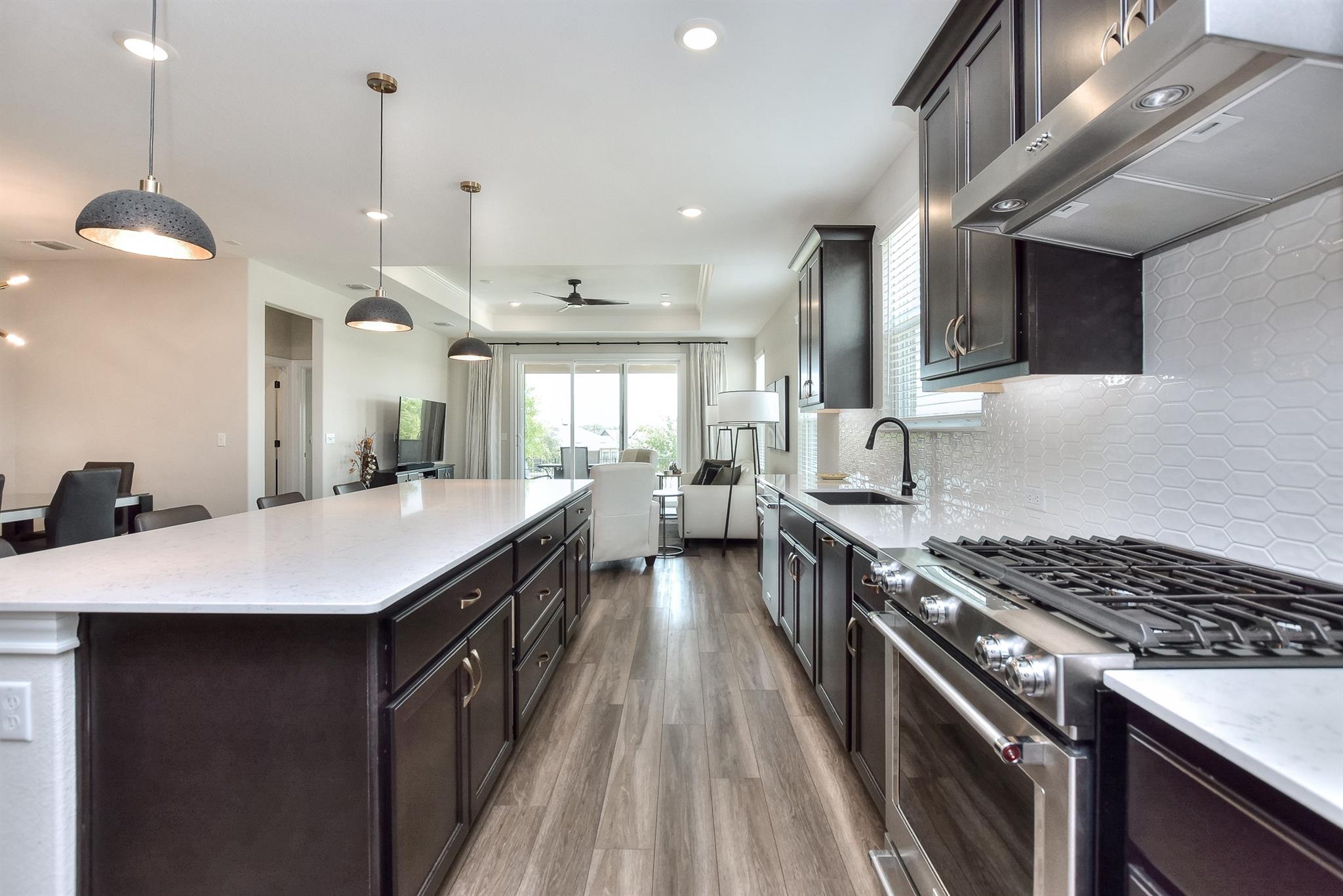 207 Bellows St, Georgetown, TX 78633