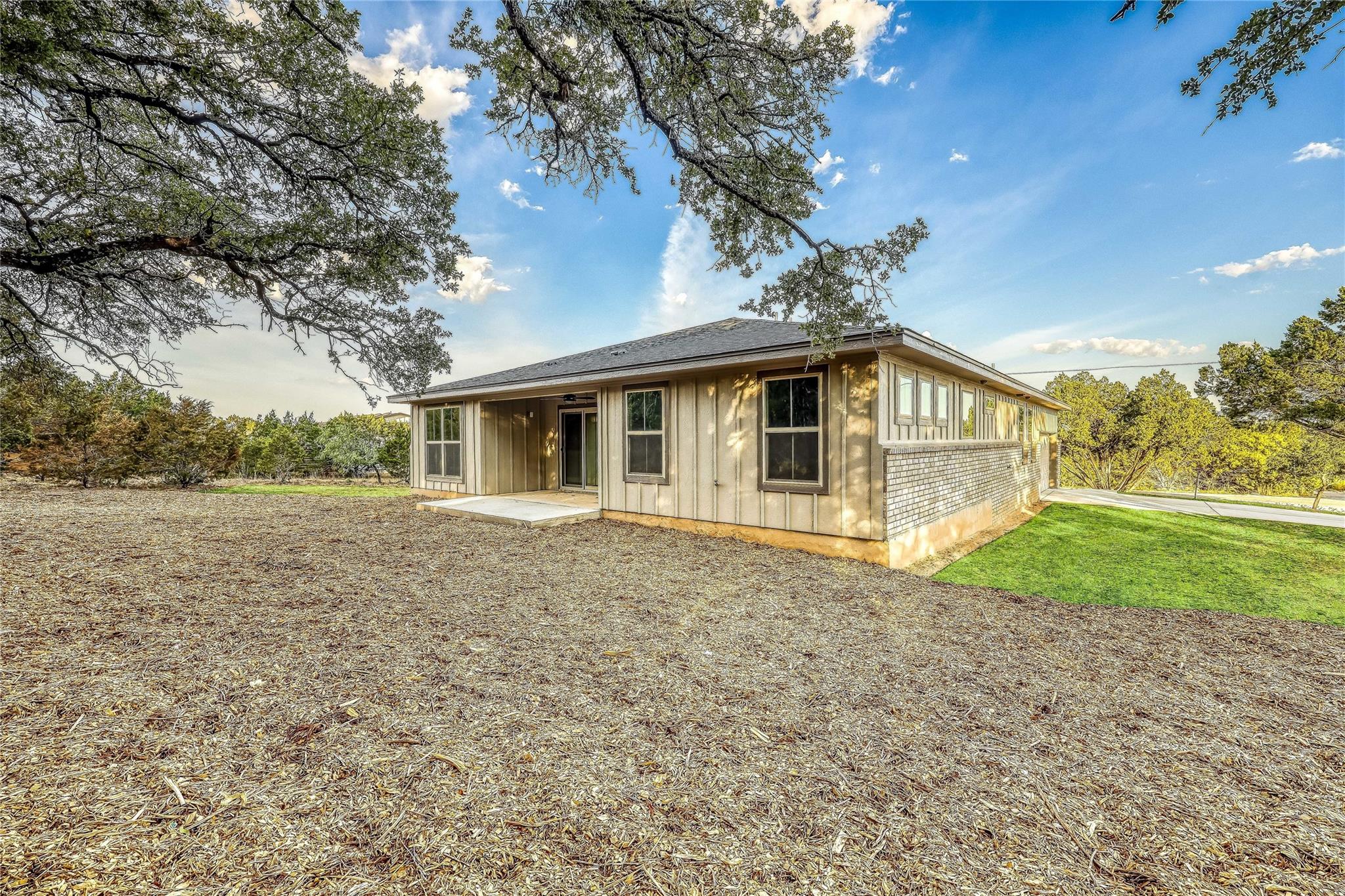 2605 Truman Dr, Lago Vista, TX 78645