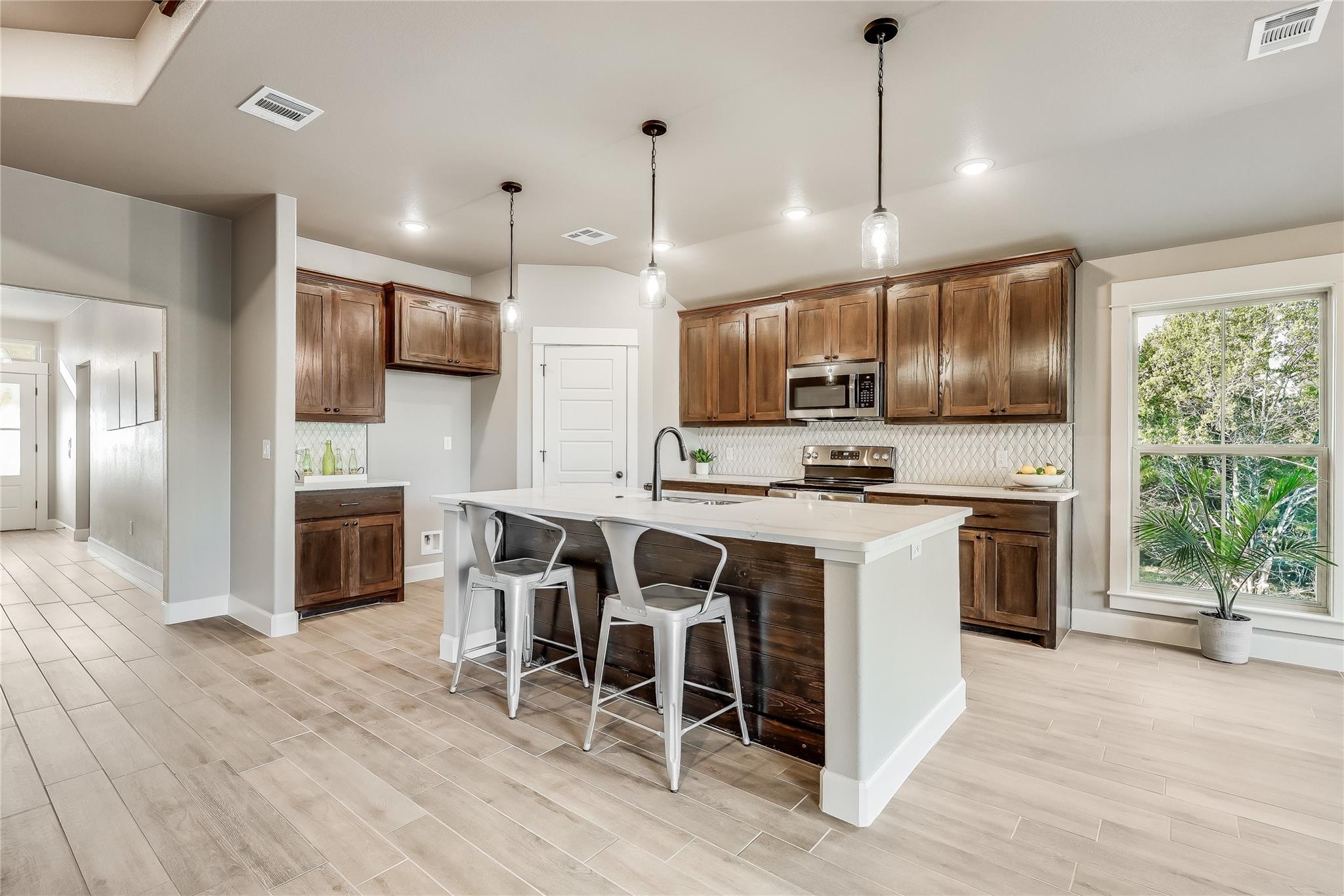 2605 Truman Dr, Lago Vista, TX 78645