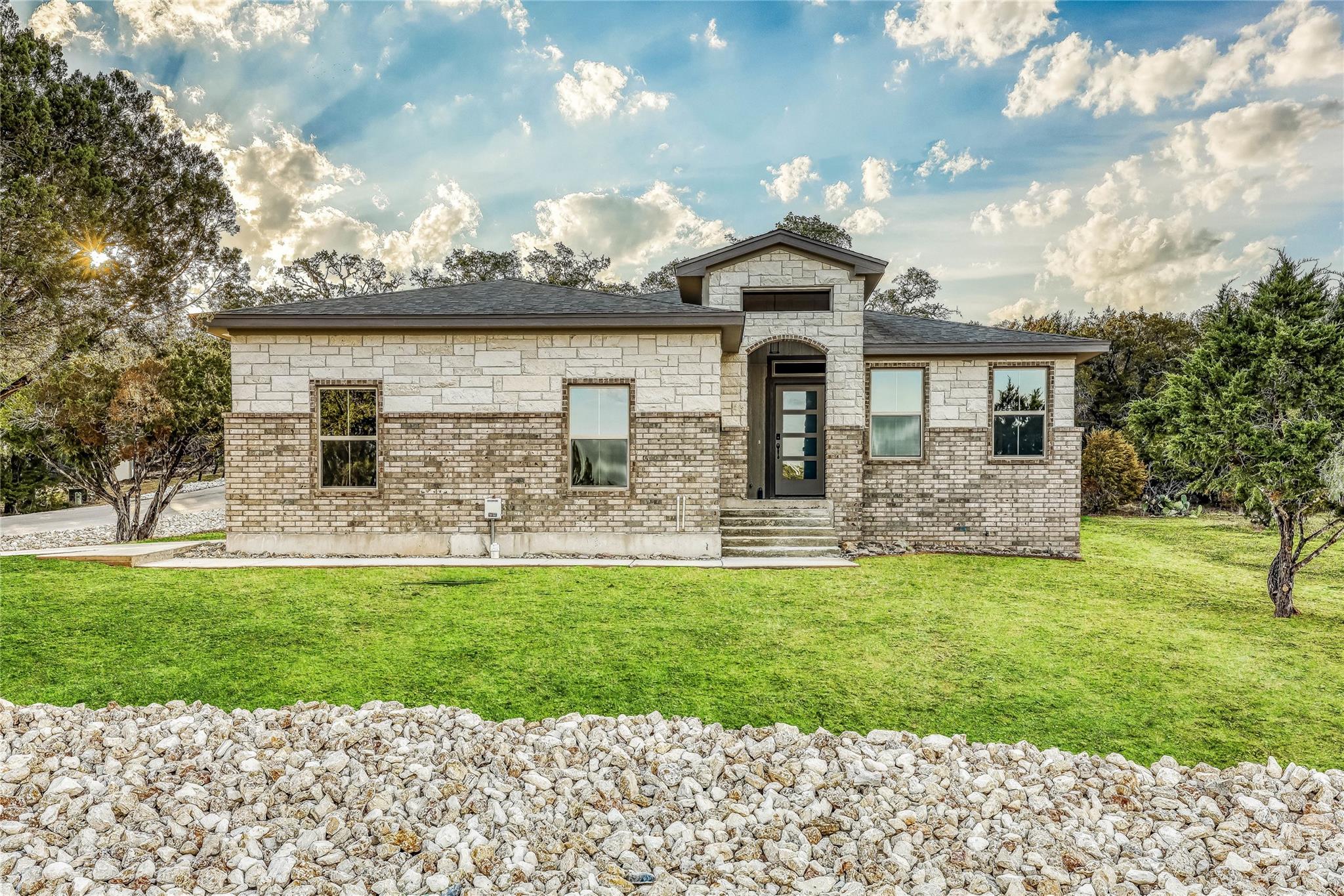 2605 Truman Dr, Lago Vista, TX 78645