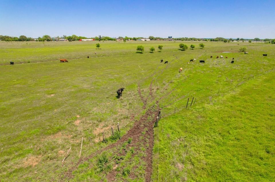 TBD HWY 183 N, Briggs, TX 78608