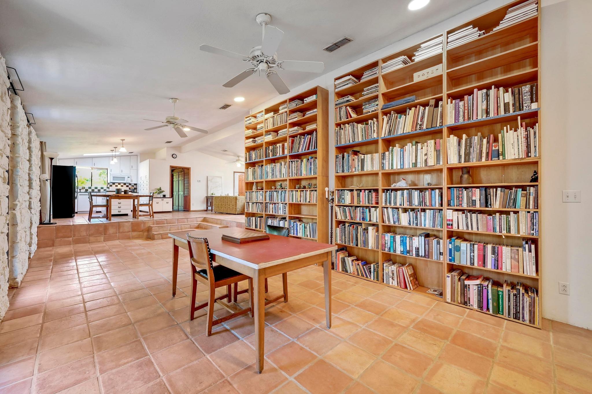 445 Bendigo Ln, Wimberley, TX 78676