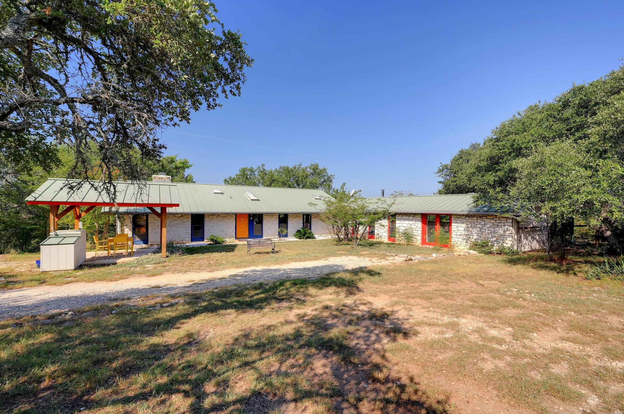 445 Bendigo Ln, Wimberley, TX 78676