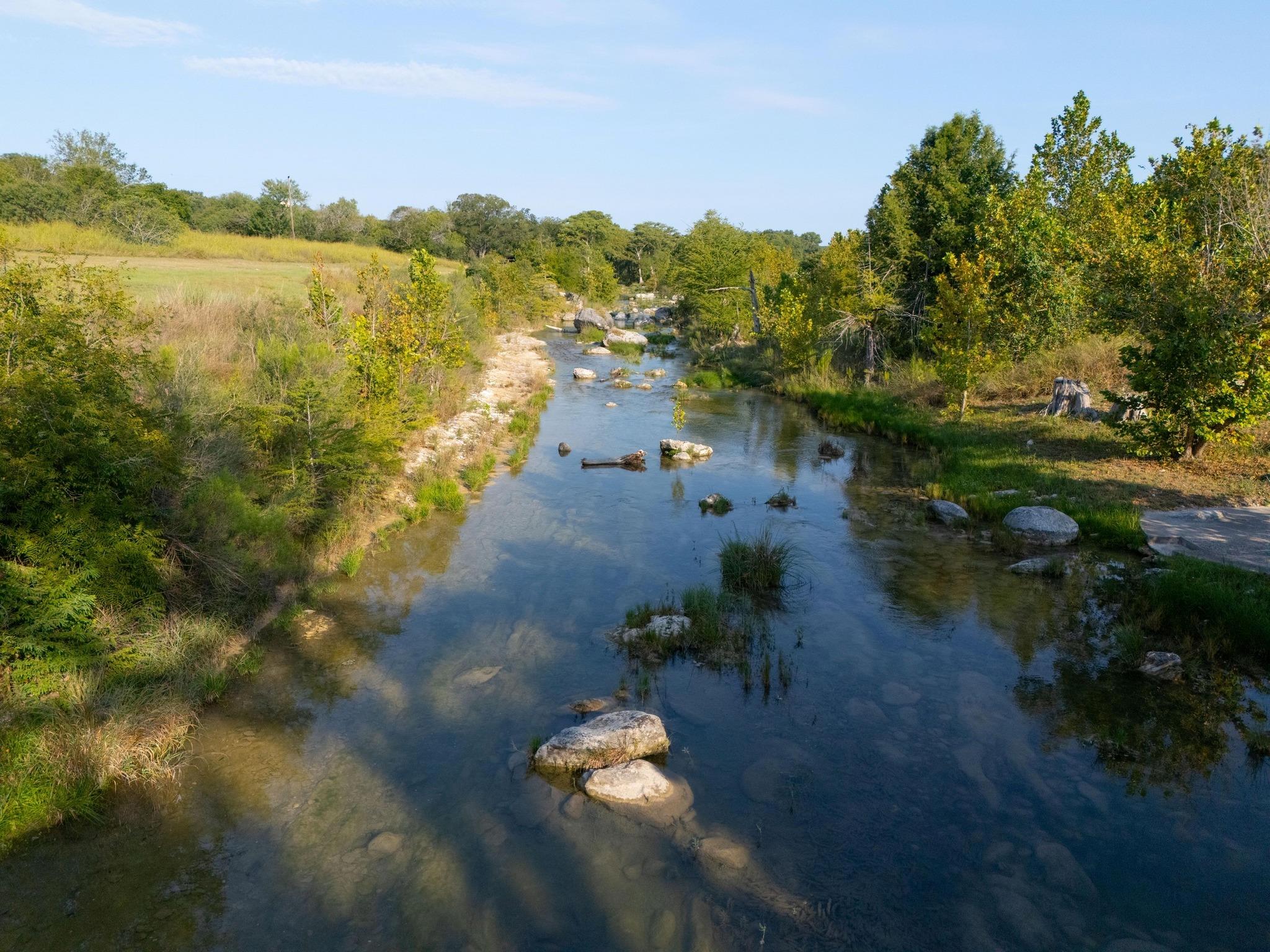 445 Bendigo Ln, Wimberley, TX 78676