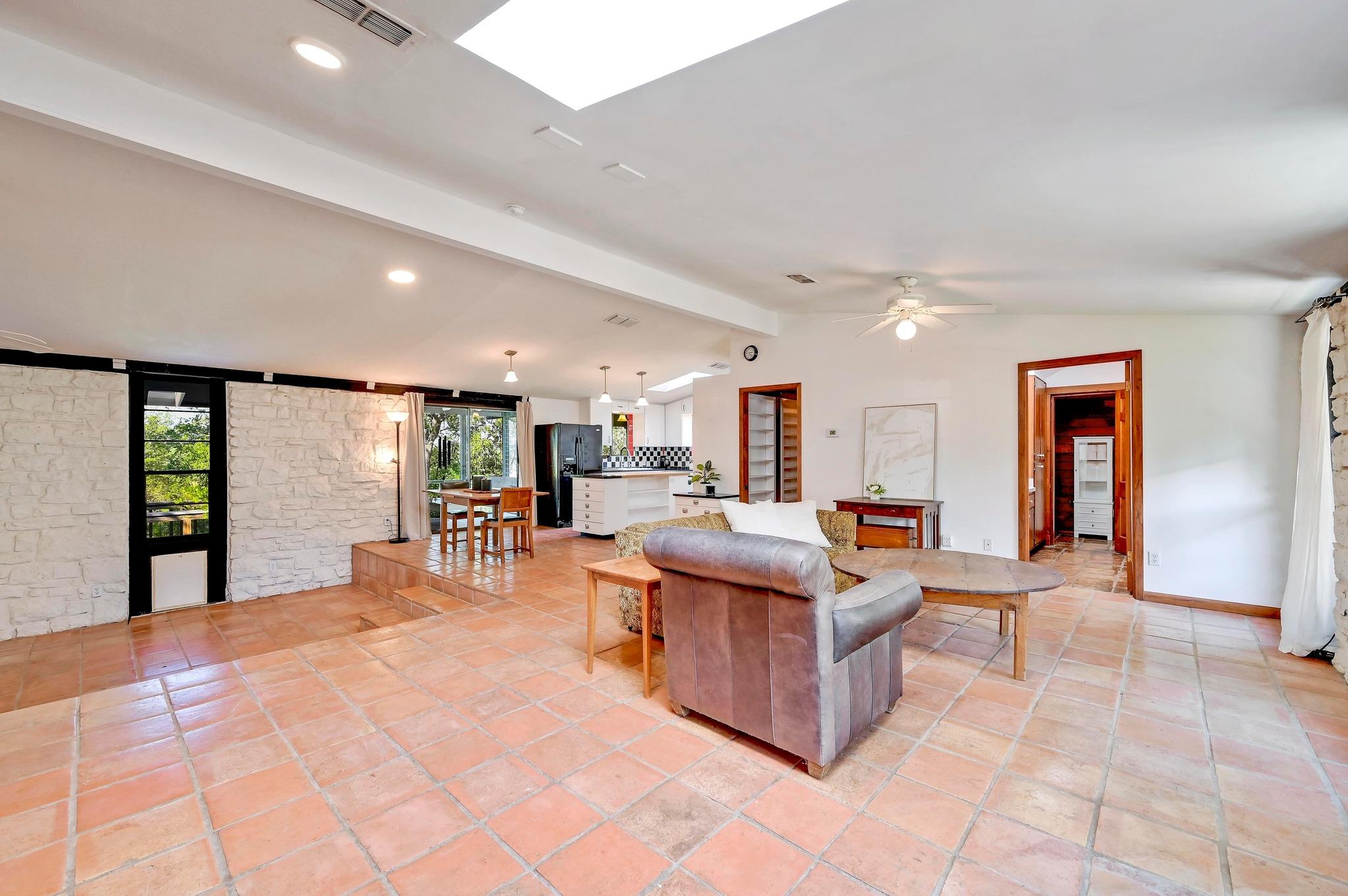 445 Bendigo Ln, Wimberley, TX 78676