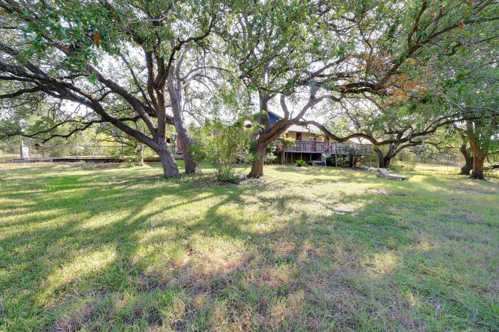 445 Bendigo Ln, Wimberley, TX 78676