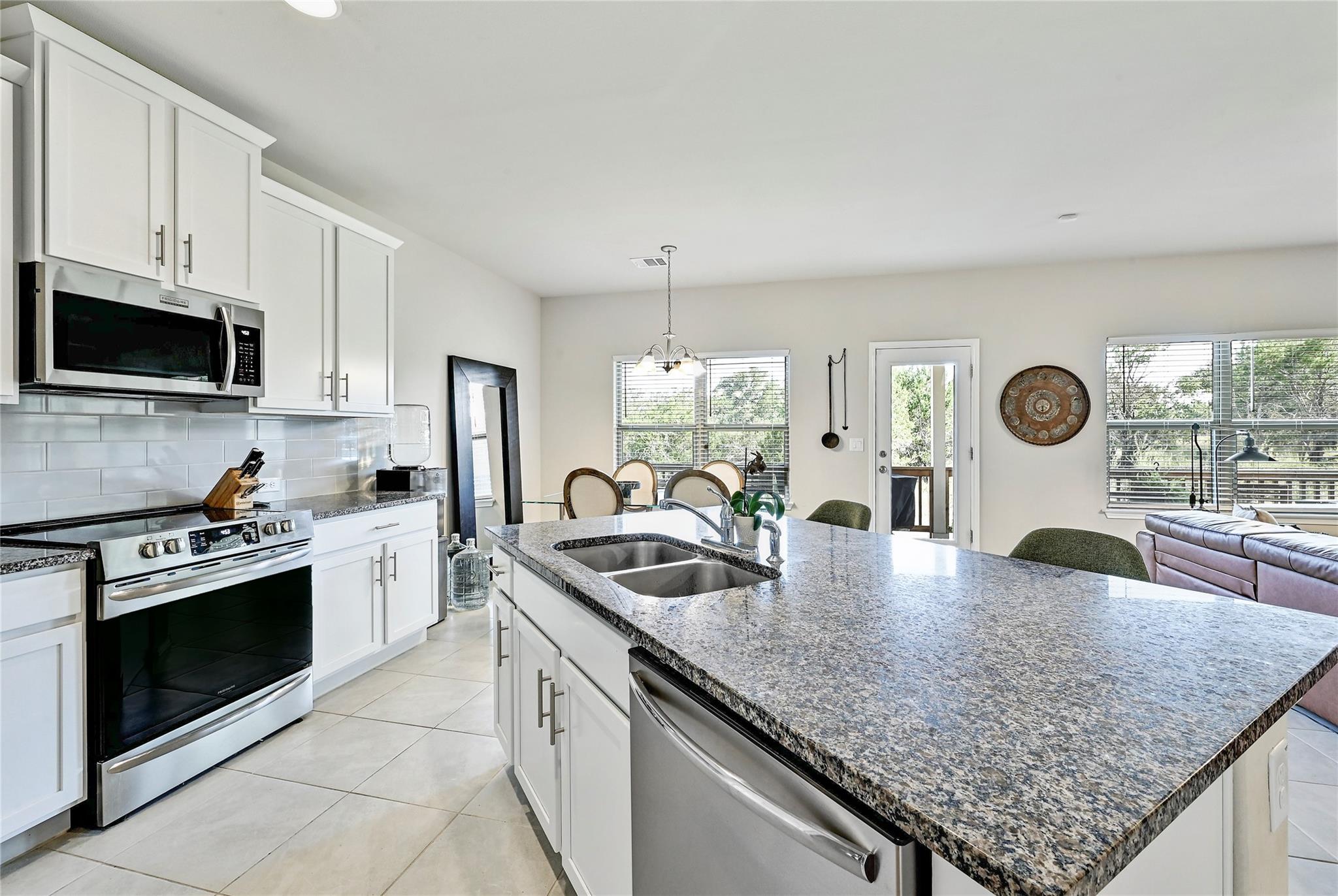 1302 Ponderosa Bnd, Horseshoe Bay, TX 78657