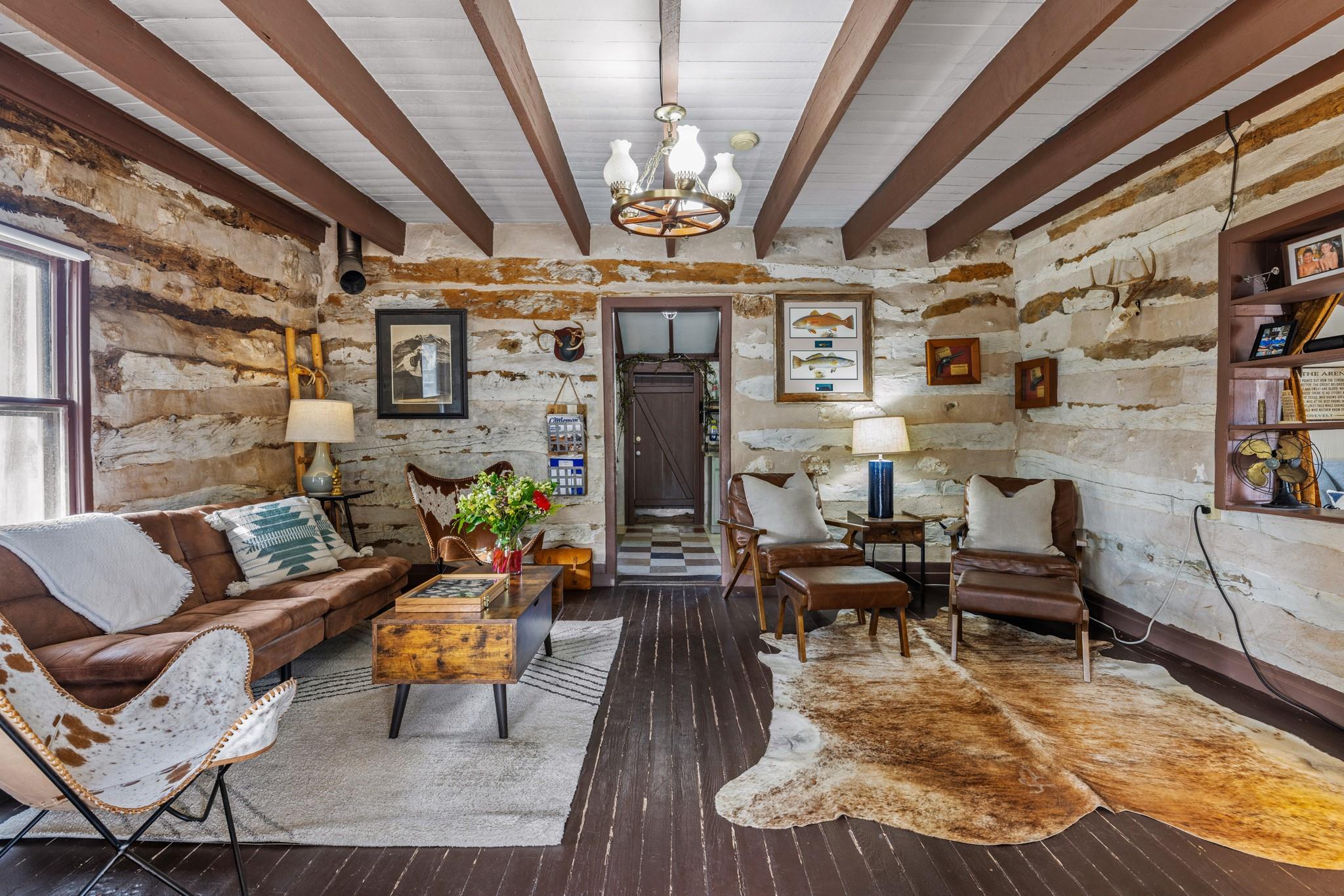 888 Dietrich Rd, Fredericksburg, TX 78624