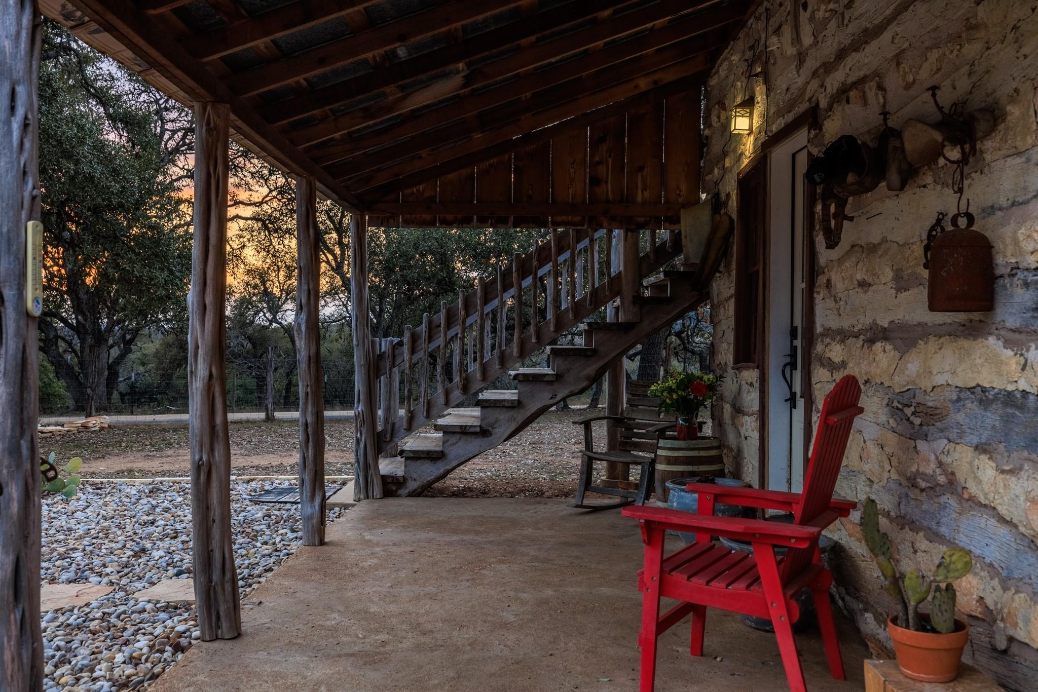 888 Dietrich Rd, Fredericksburg, TX 78624