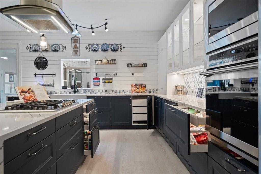 711 Lackey Creek Rd, Liberty Hill, TX 78642