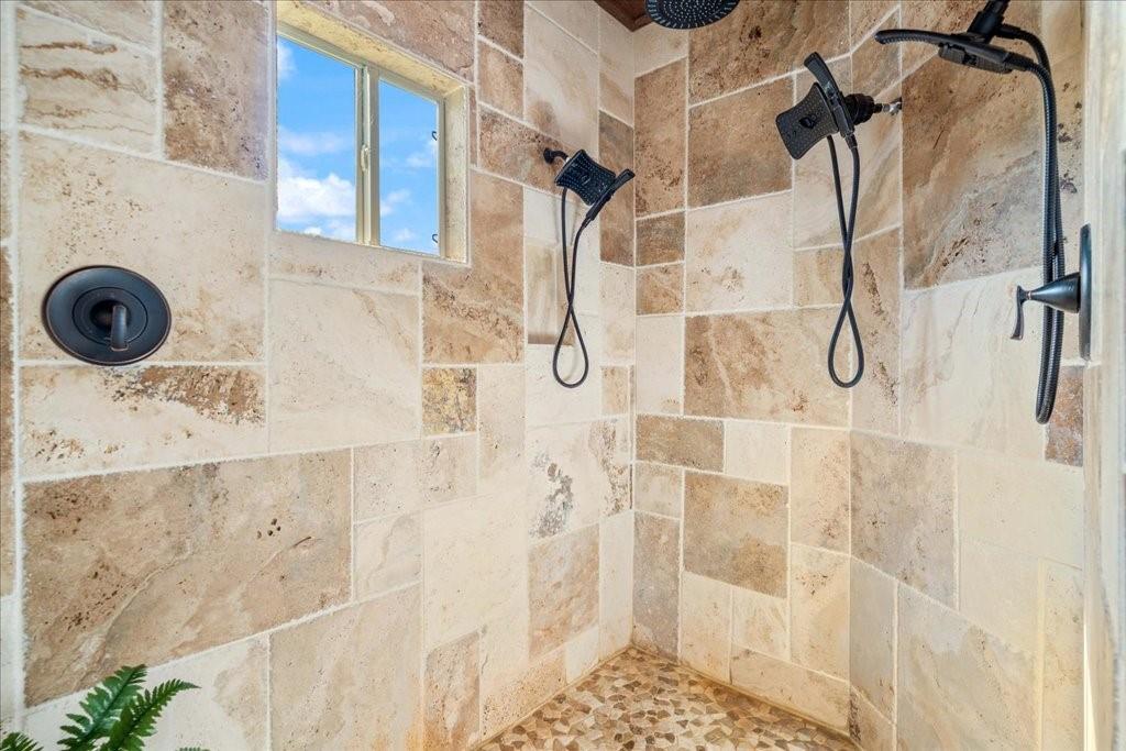 711 Lackey Creek Rd, Liberty Hill, TX 78642