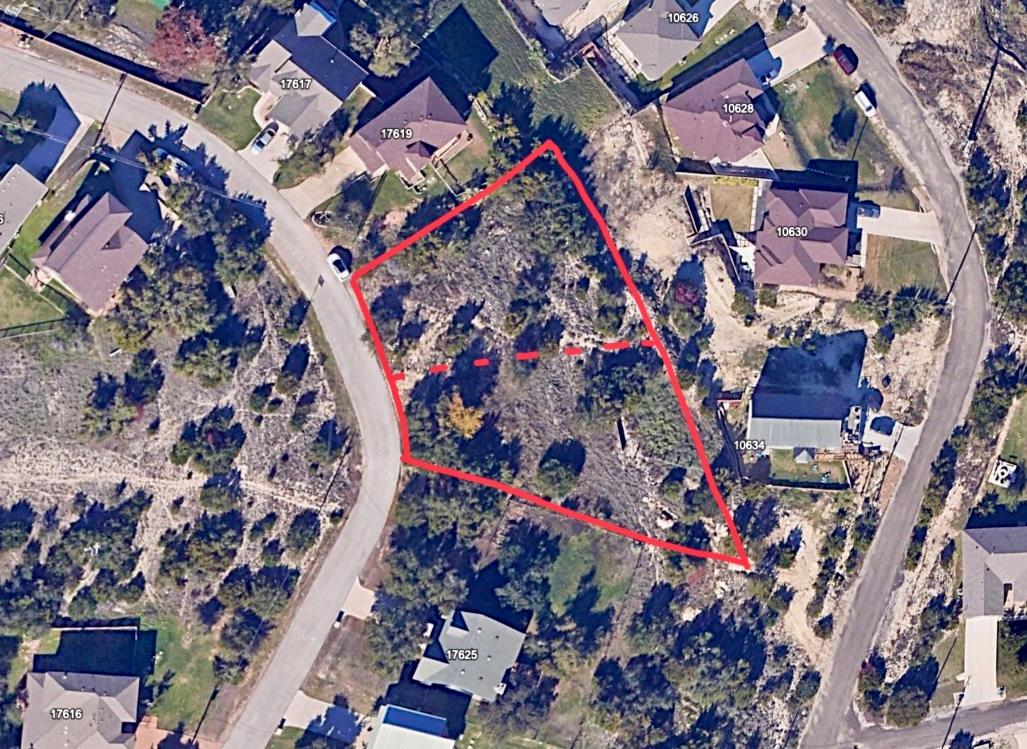 17621 Panorama Dr, Dripping Springs, TX 78620