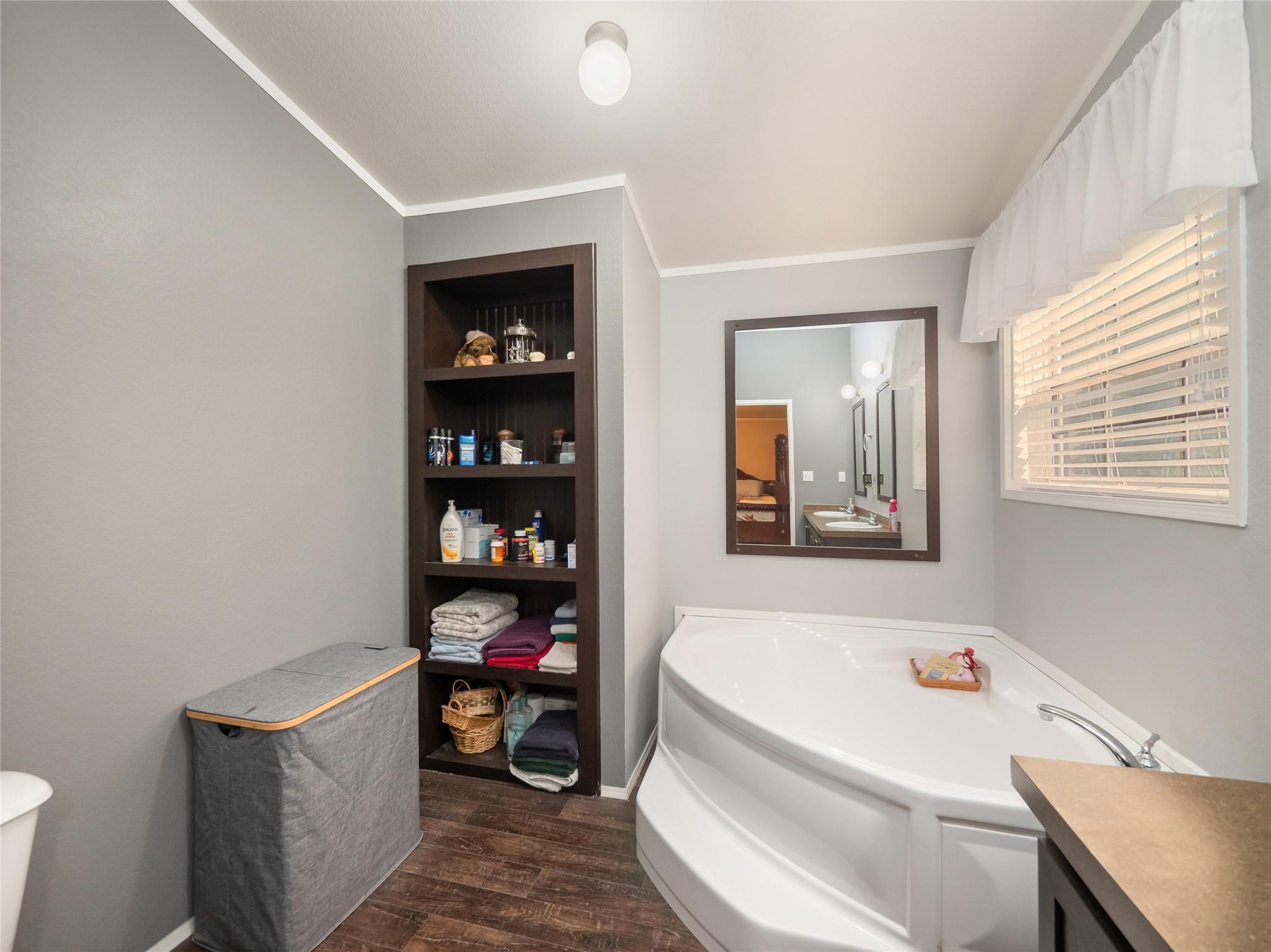 1200 County Road 226, Florence, TX 76527