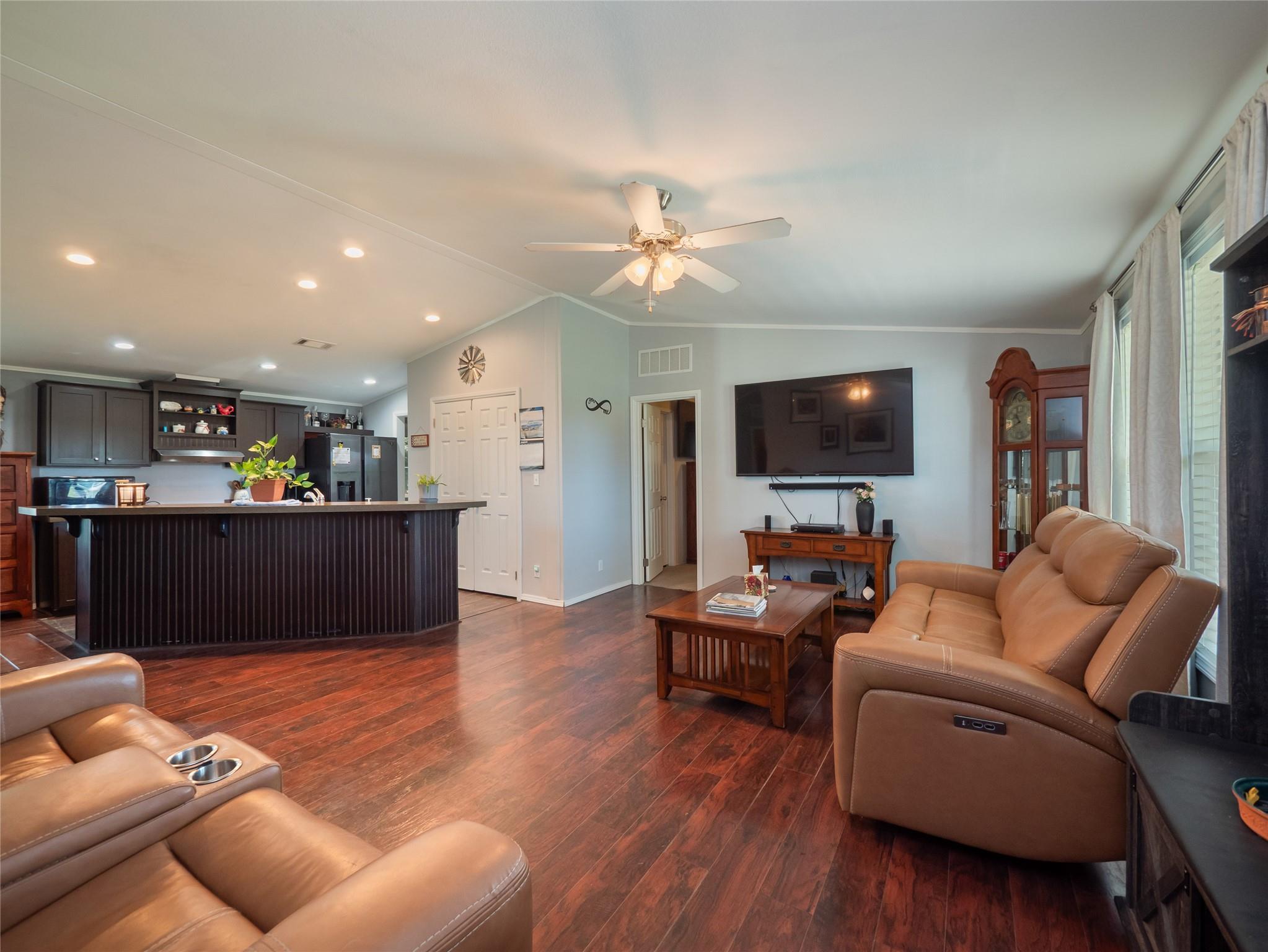 1200 County Road 226, Florence, TX 76527