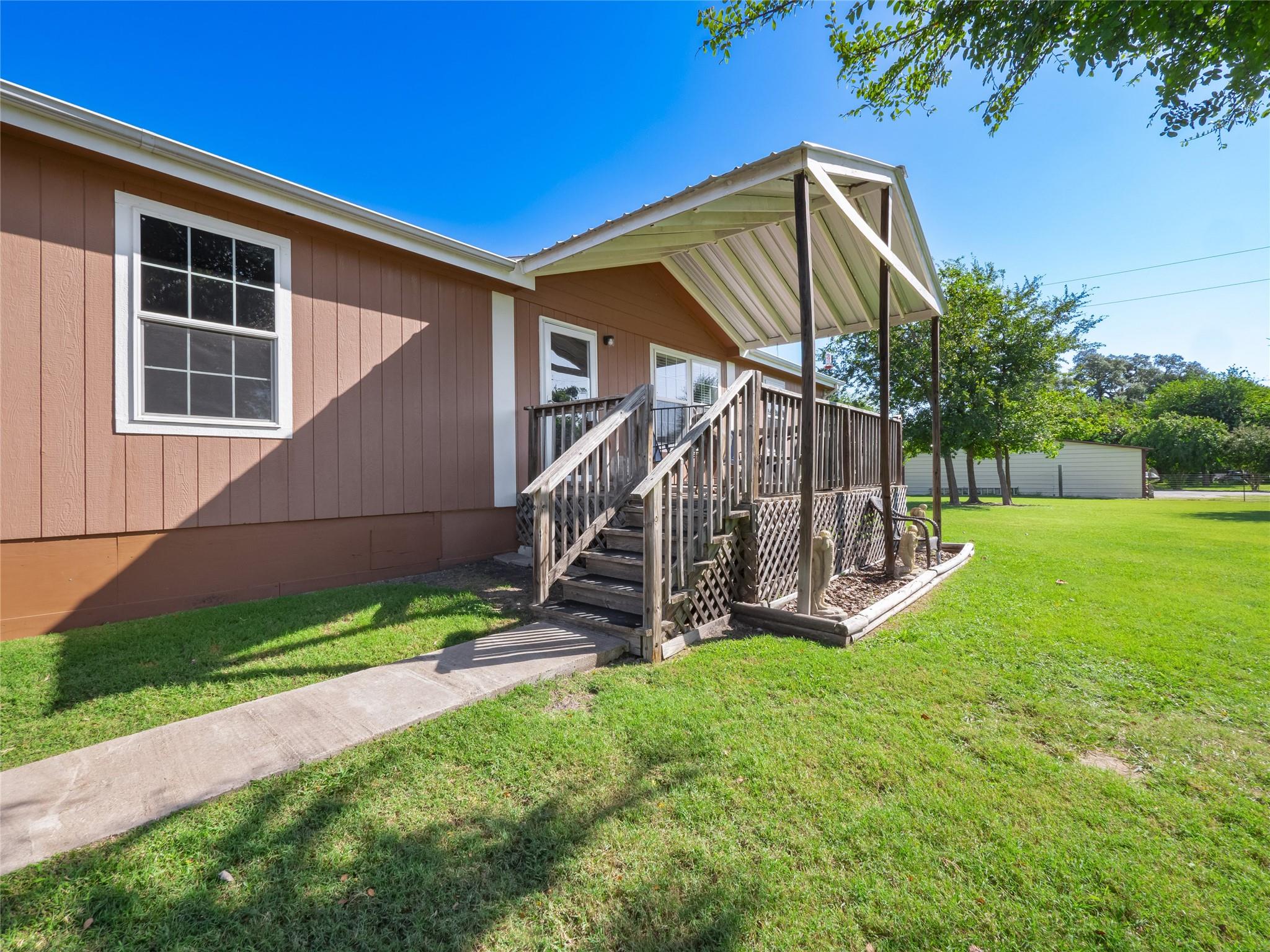 1200 County Road 226, Florence, TX 76527