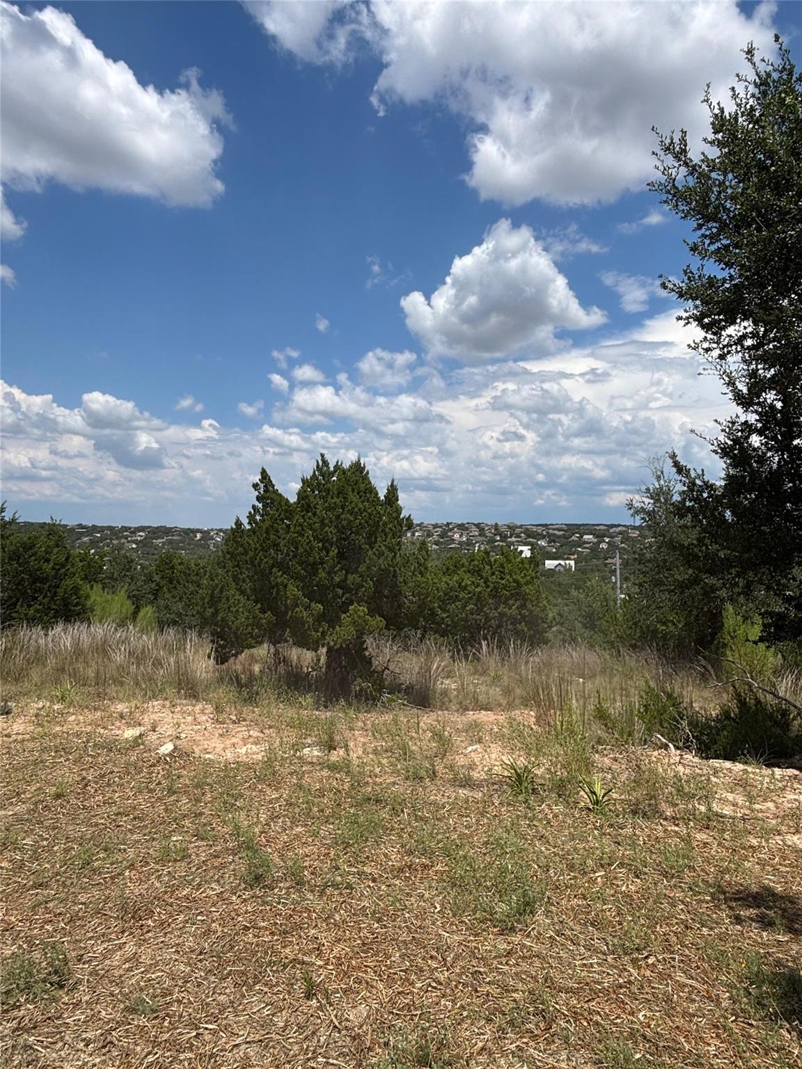 17623 PANORAMA Dr, Austin, TX 78620