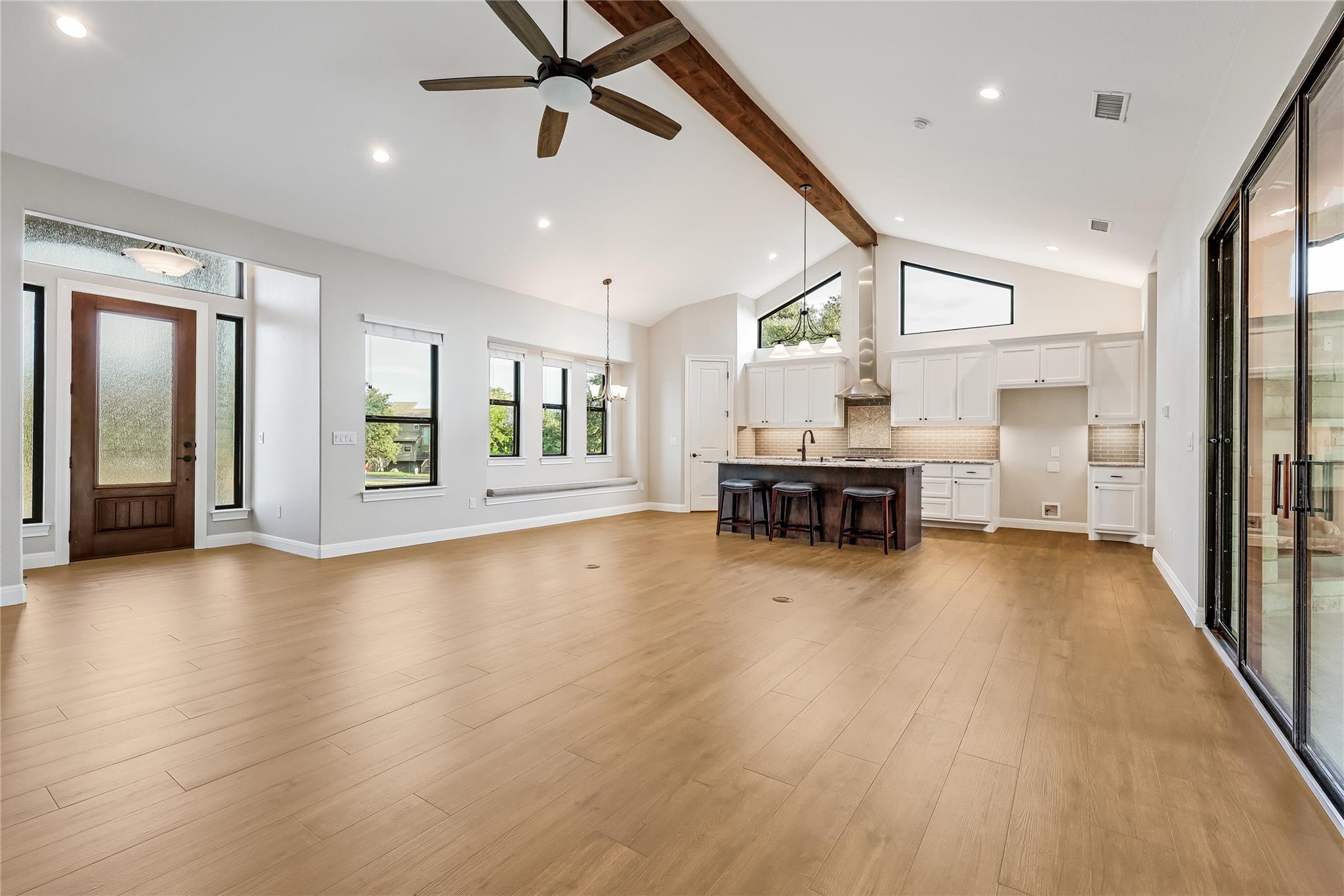 112 Venture Blvd S, Point Venture, TX 78645