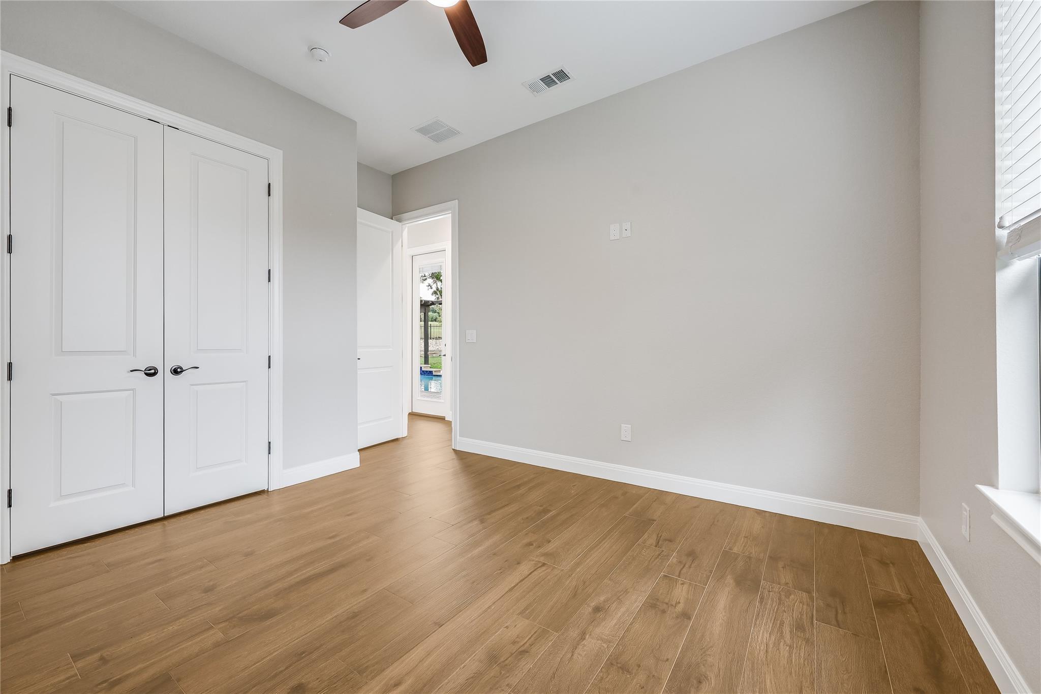 112 Venture Blvd S, Point Venture, TX 78645