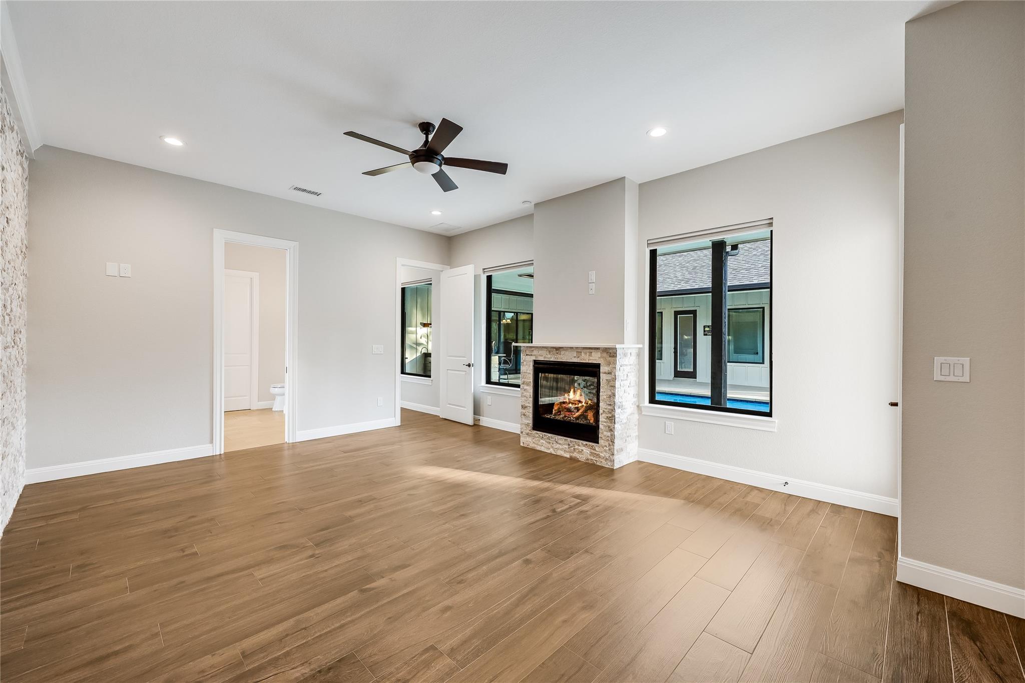 112 Venture Blvd S, Point Venture, TX 78645