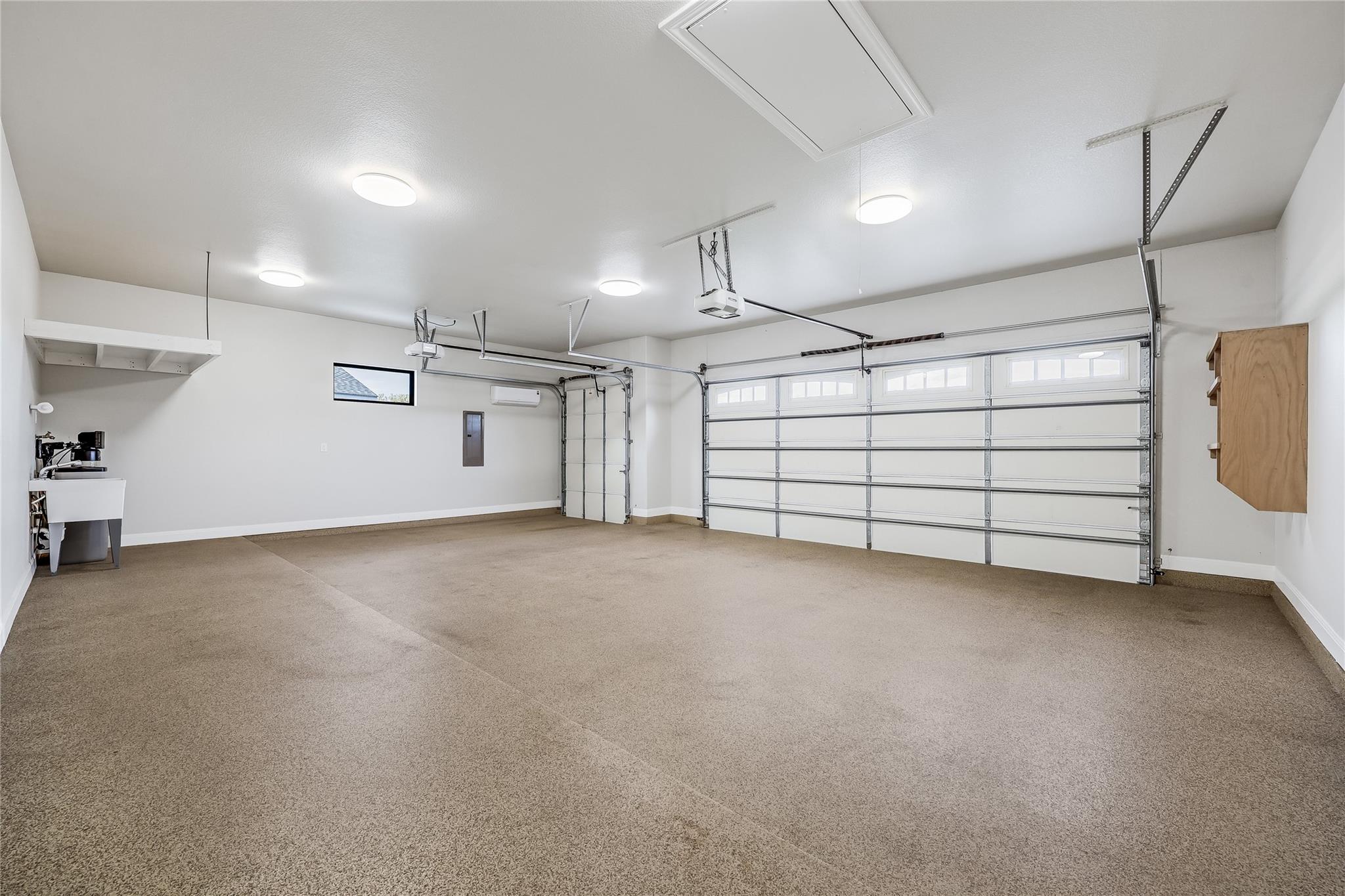 112 Venture Blvd S, Point Venture, TX 78645