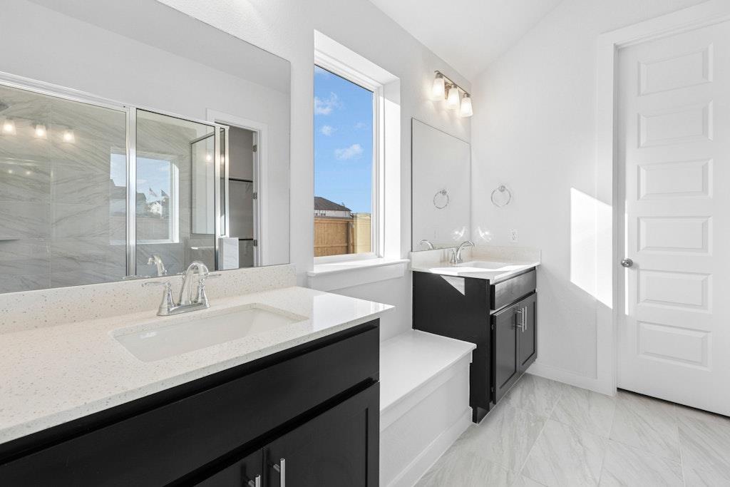 129 Big Pine Creek Ln, Bastrop, TX 78602