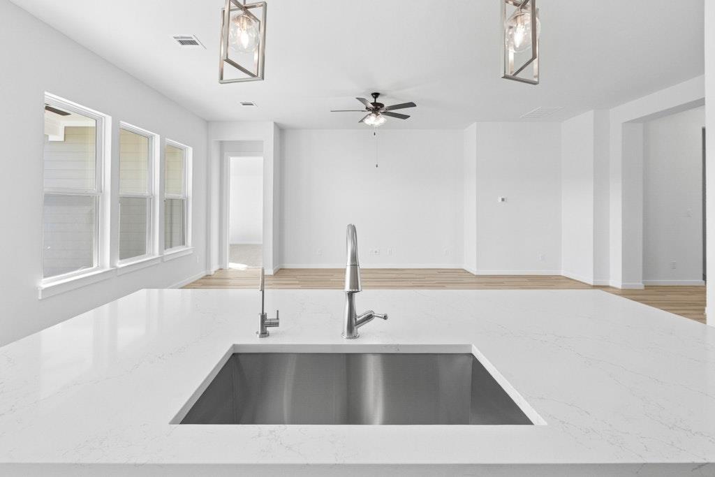 129 Big Pine Creek Ln, Bastrop, TX 78602