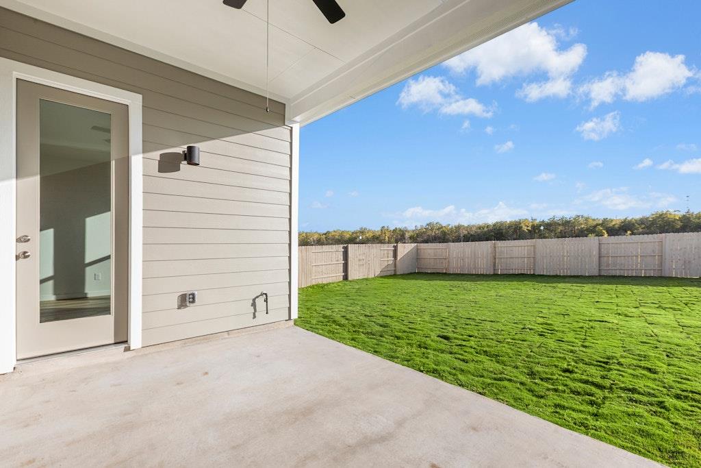 129 Big Pine Creek Ln, Bastrop, TX 78602