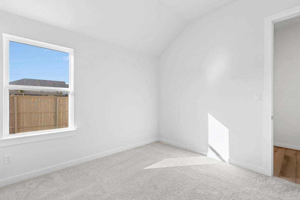 129 Big Pine Creek Ln, Bastrop, TX 78602