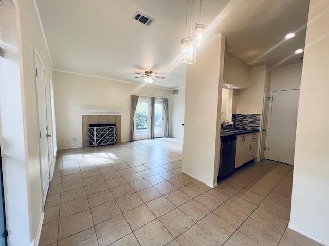 802 S 1st St # 117, Austin, TX 78704