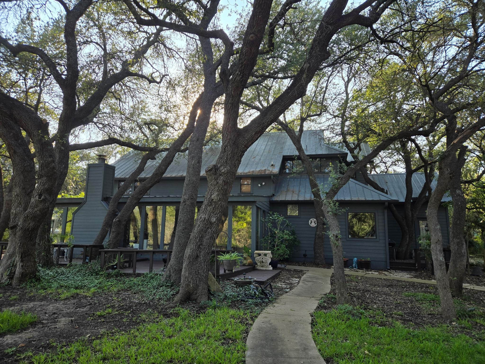 1250 County Road 200, Liberty Hill, TX 78642