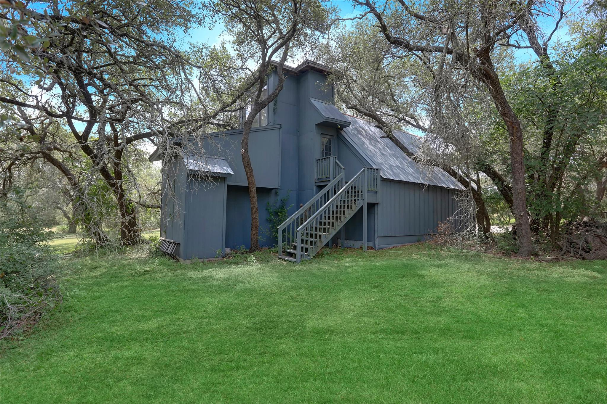 1250 County Road 200, Liberty Hill, TX 78642