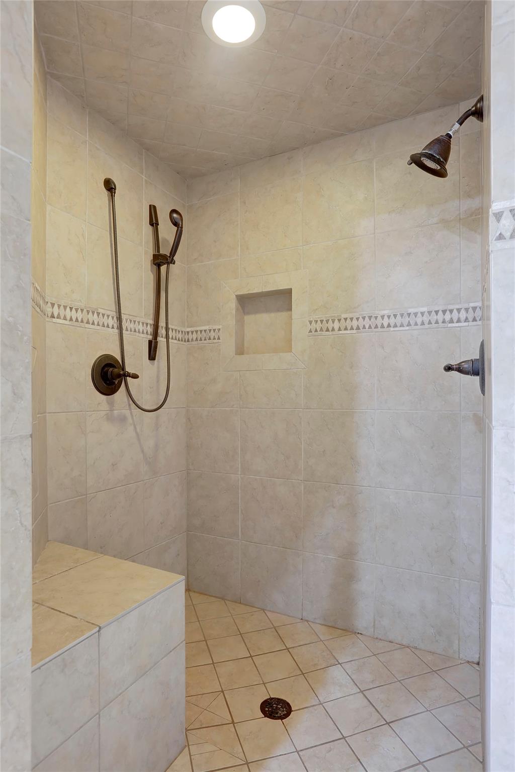 1250 County Road 200, Liberty Hill, TX 78642