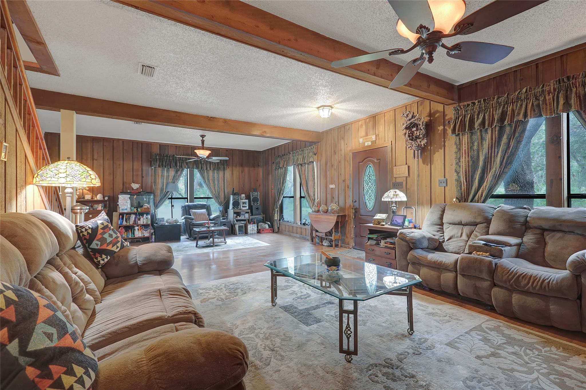 1250 County Road 200, Liberty Hill, TX 78642