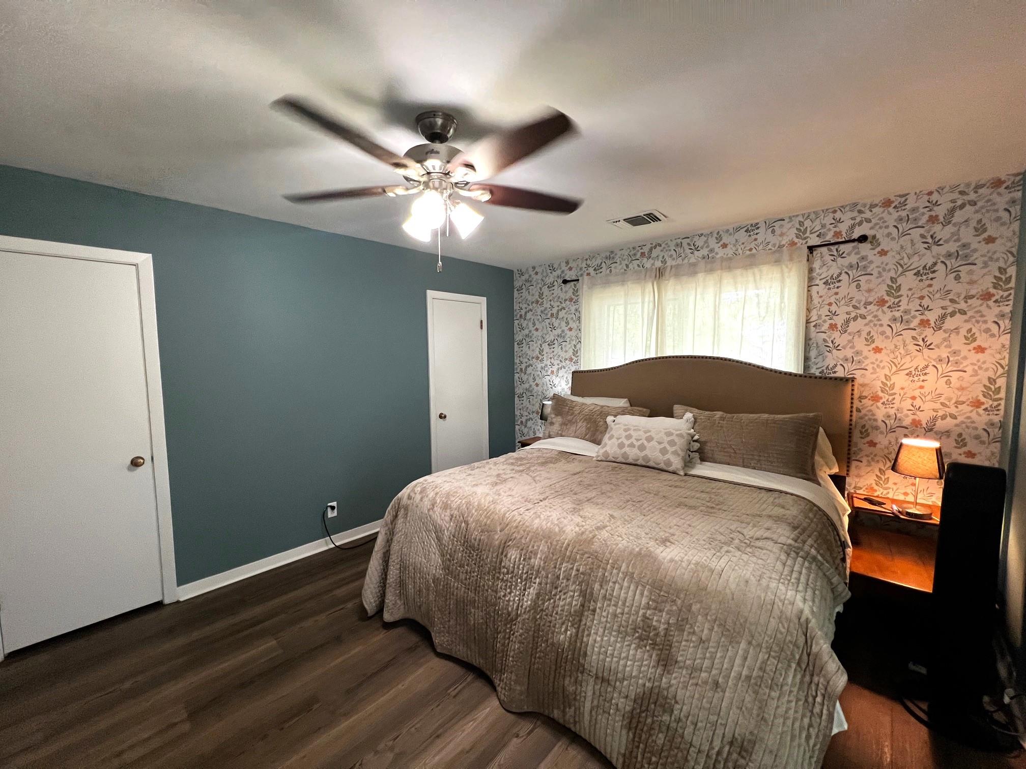 355 N Monroe St, La Grange, TX 78945