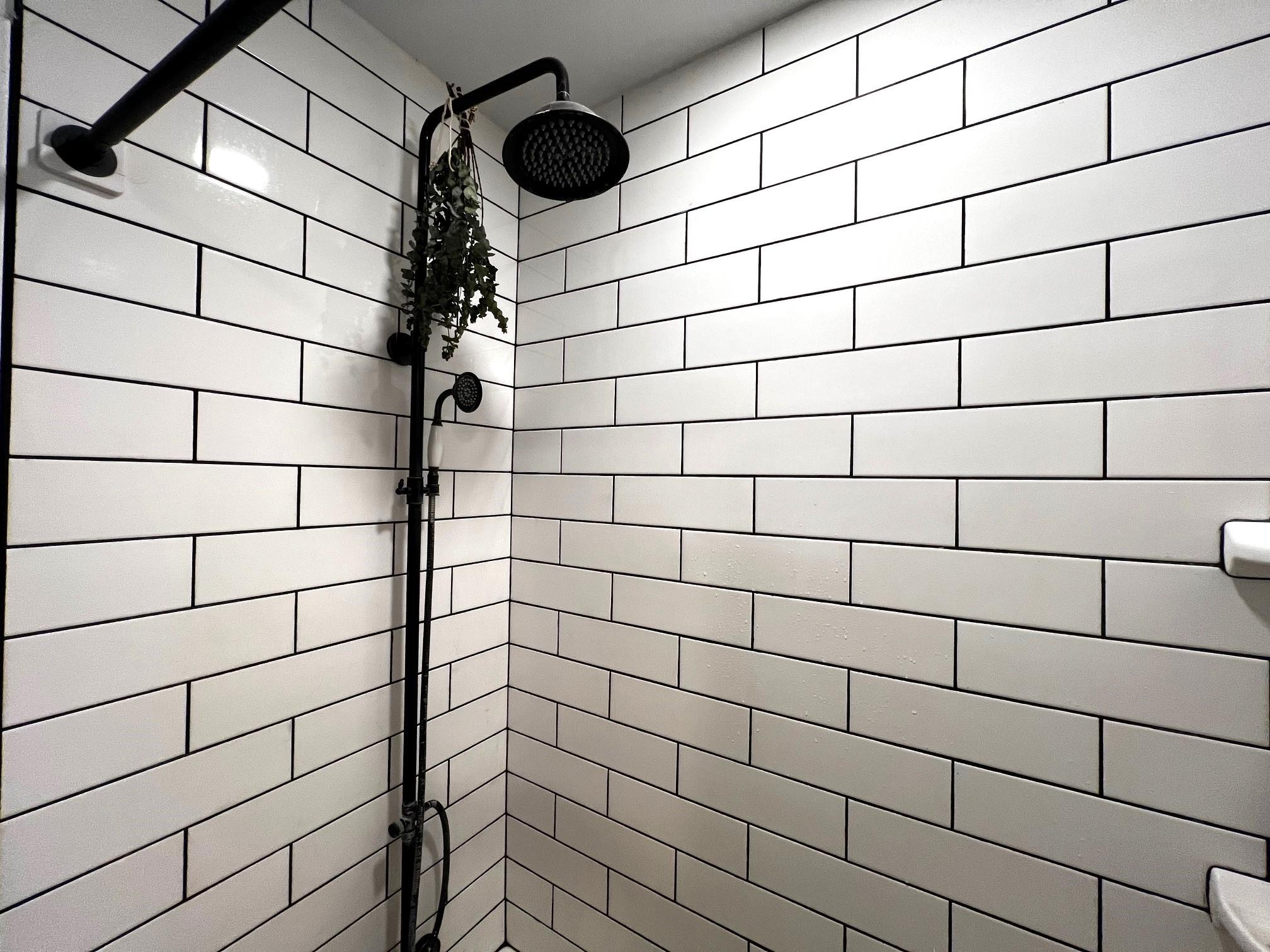 355 N Monroe St, La Grange, TX 78945