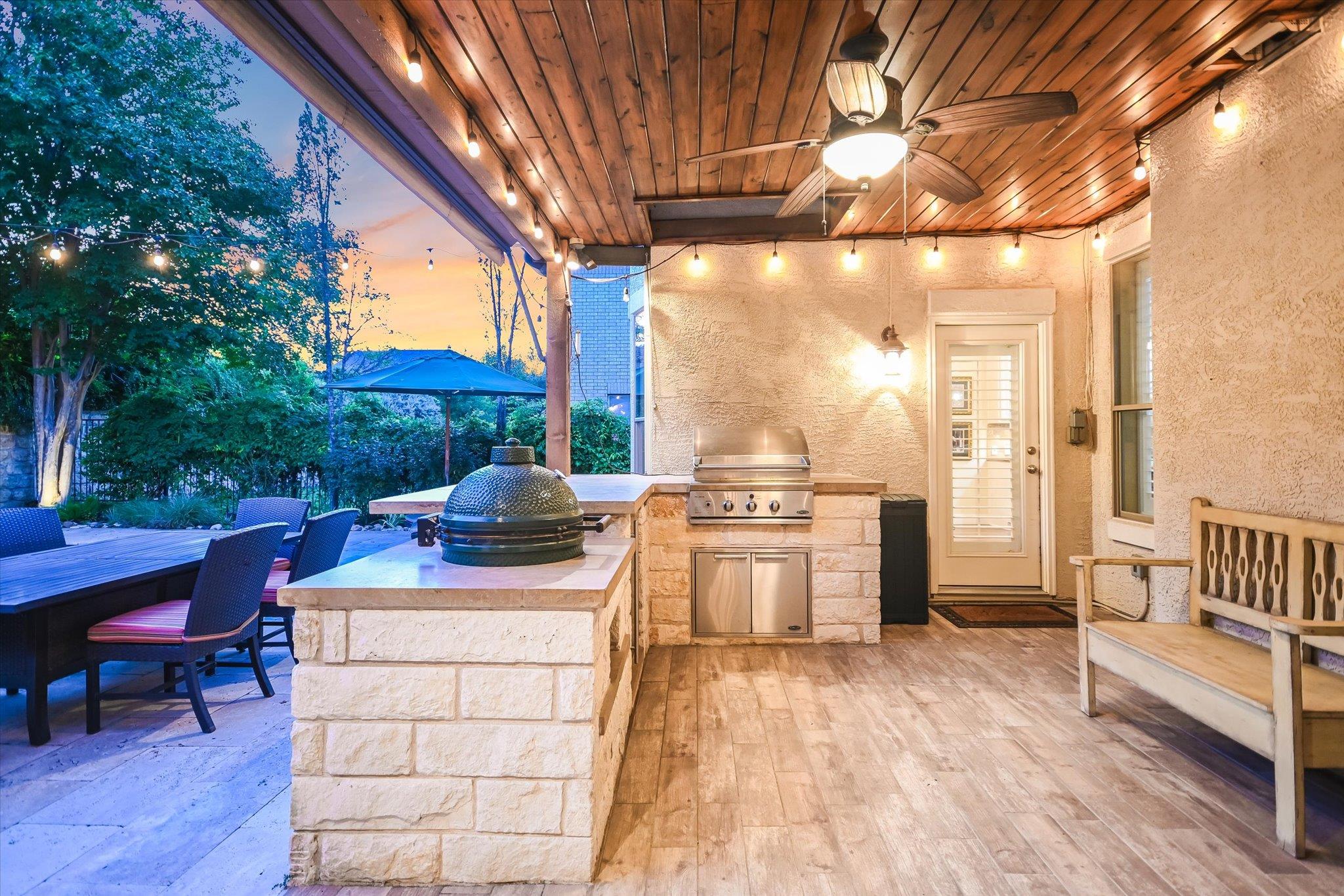 105 Whitley Dr, Austin, TX 78738