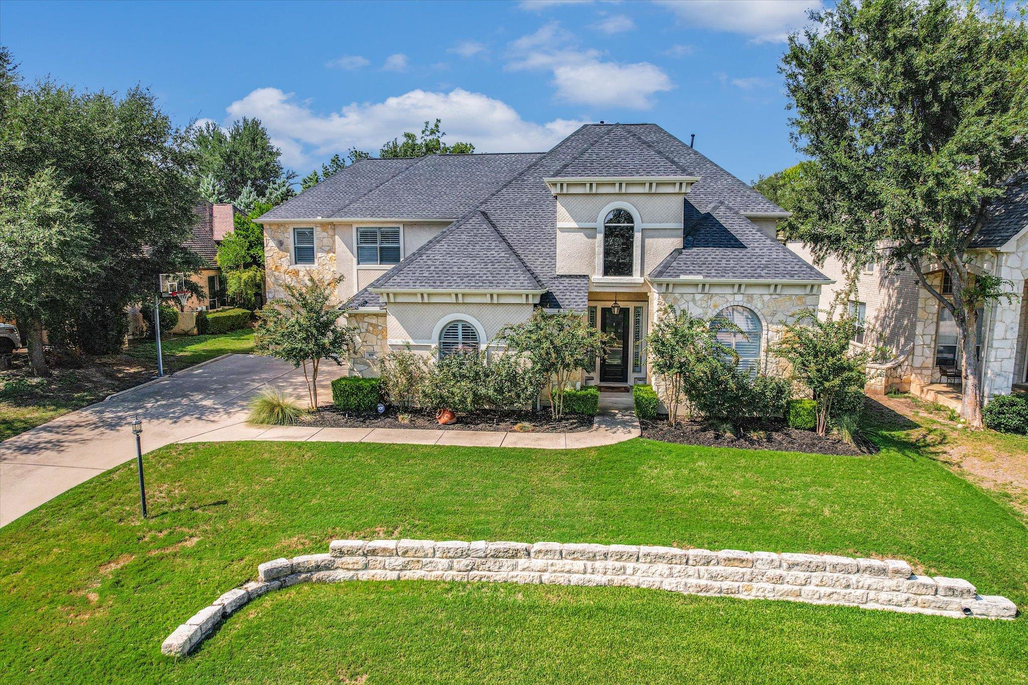 105 Whitley Dr, Austin, TX 78738