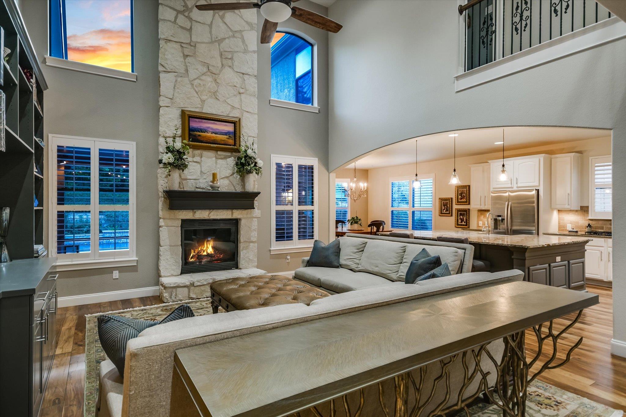 105 Whitley Dr, Austin, TX 78738