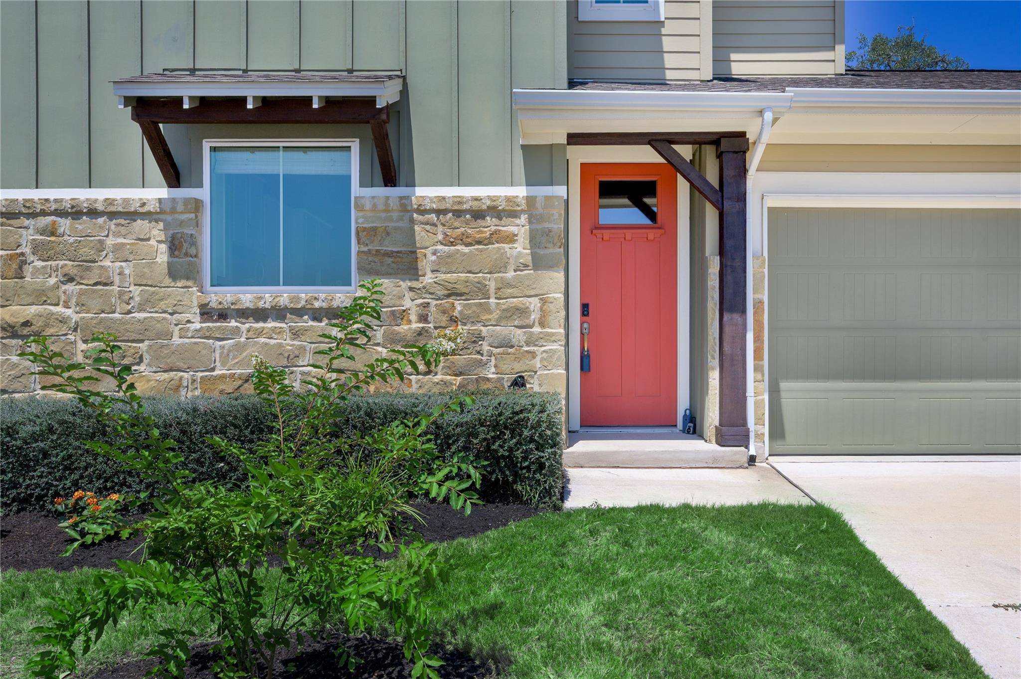 142 Volterra Ln, Dripping Springs, TX 78620