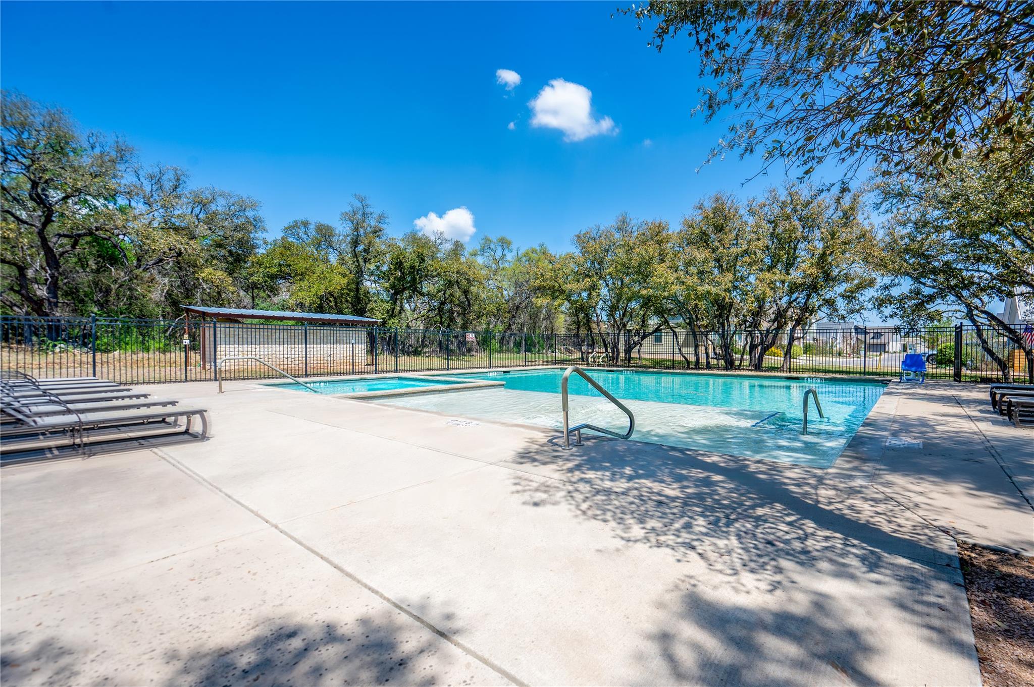 142 Volterra Ln, Dripping Springs, TX 78620