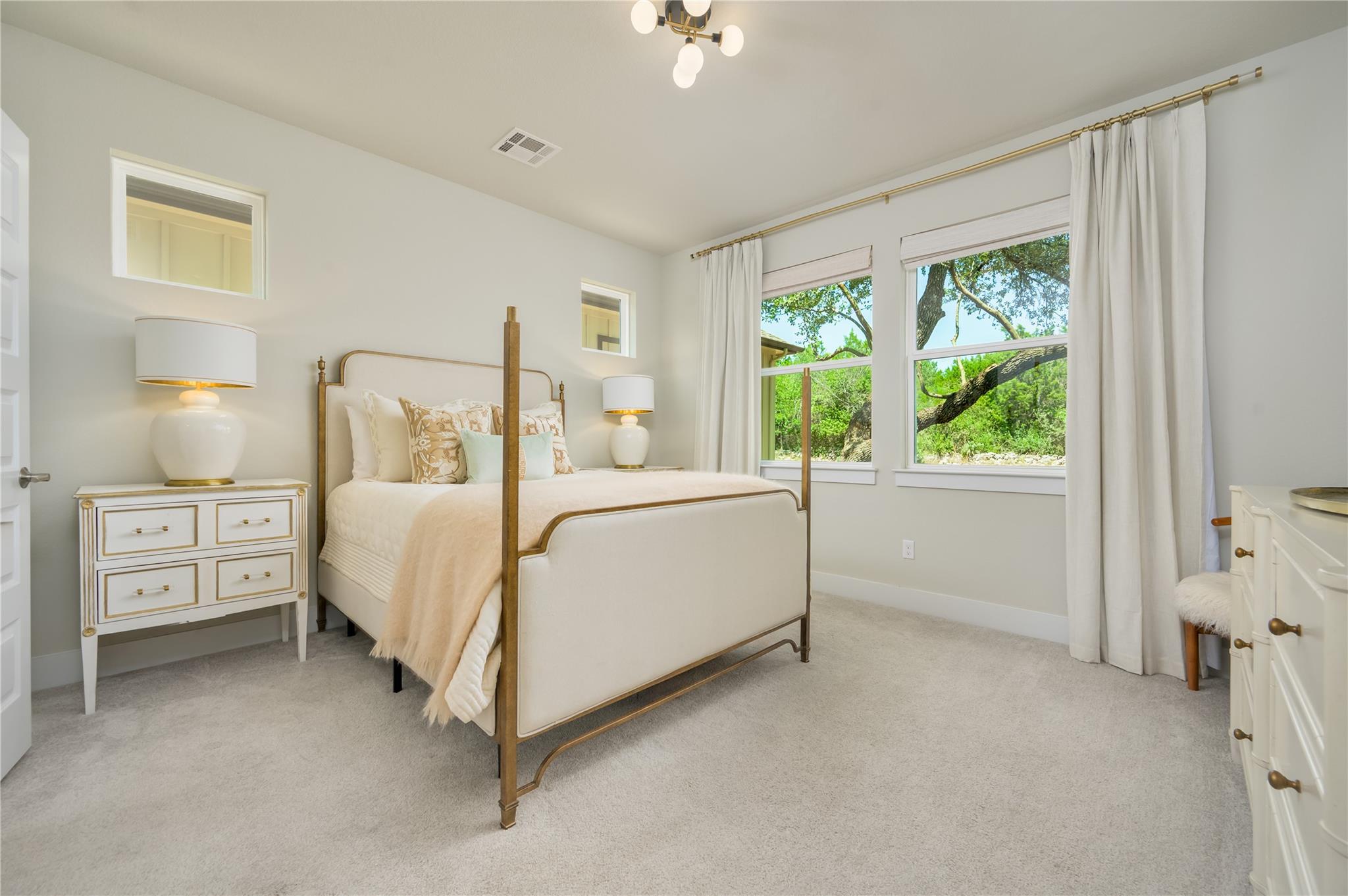 142 Volterra Ln, Dripping Springs, TX 78620