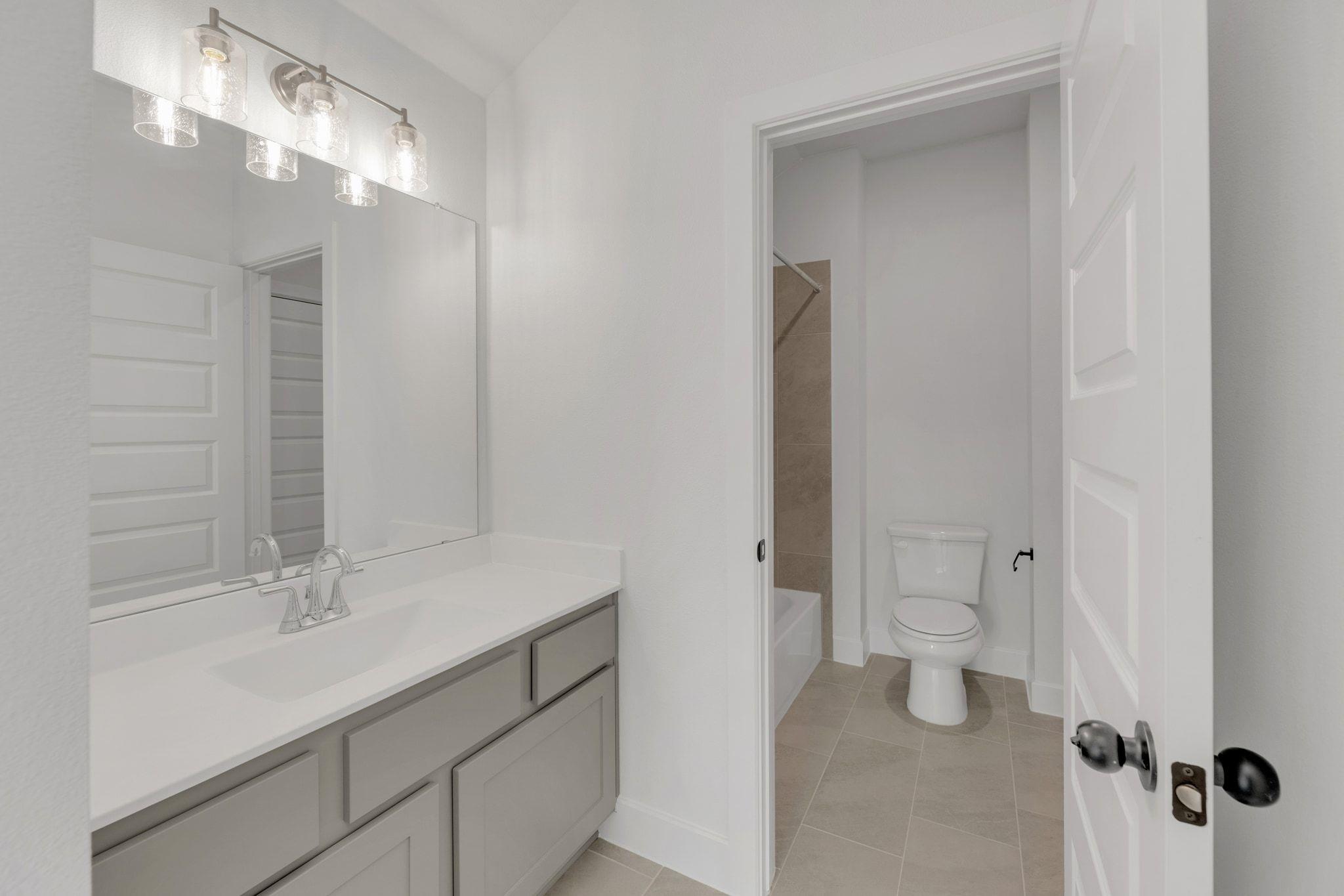 162 Montecilo Dr, Liberty Hill, TX 78642